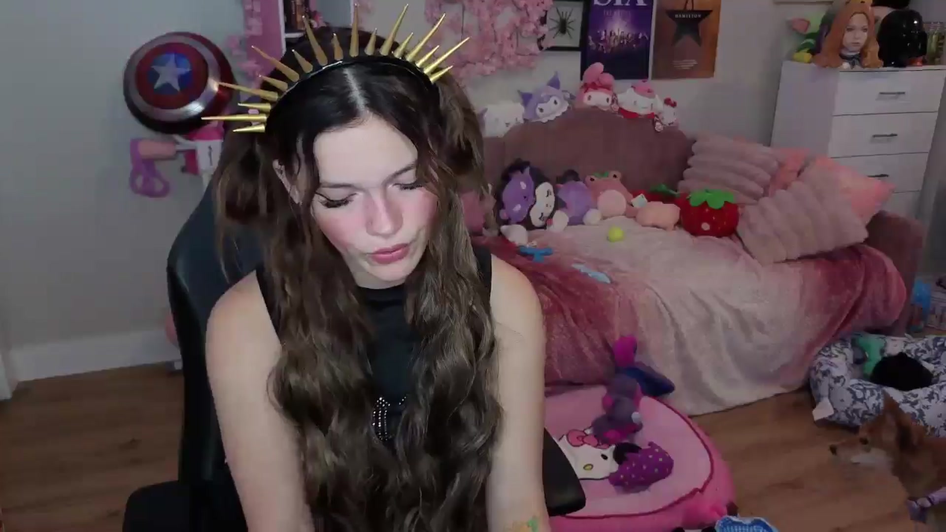 Gallery image thumbnail from Lil__Bunny's myfreecams stream on, 07/22/2025, 24:13 image 19 of 20