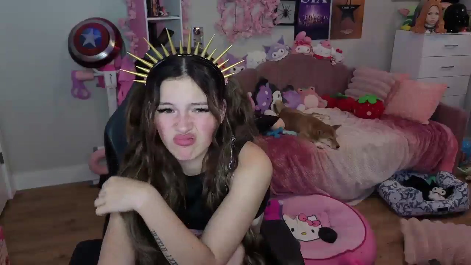 Gallery image thumbnail from Lil__Bunny's myfreecams stream on, 07/22/2025, 02:27 image 10 of 20