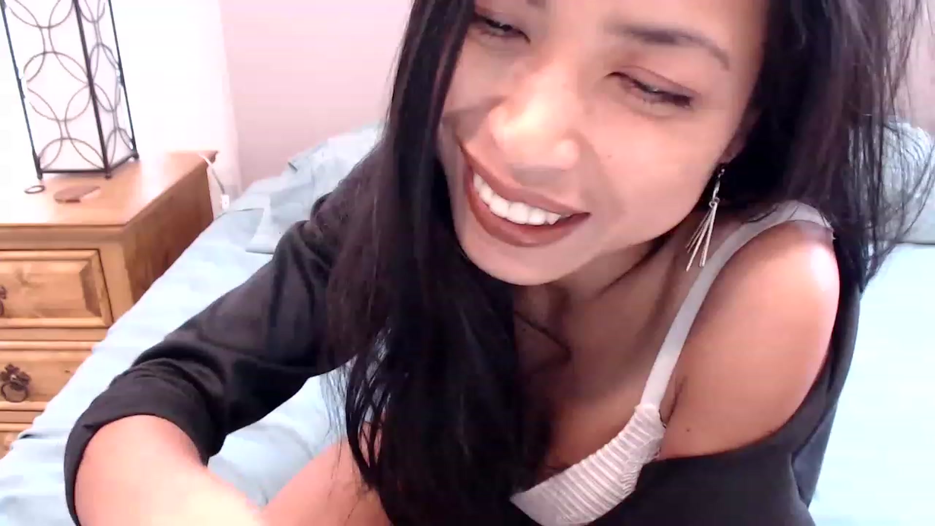 Gallery image thumbnail from Lil__bit's myfreecams stream on, 12/02/2022, 20:29 image 1 of 20