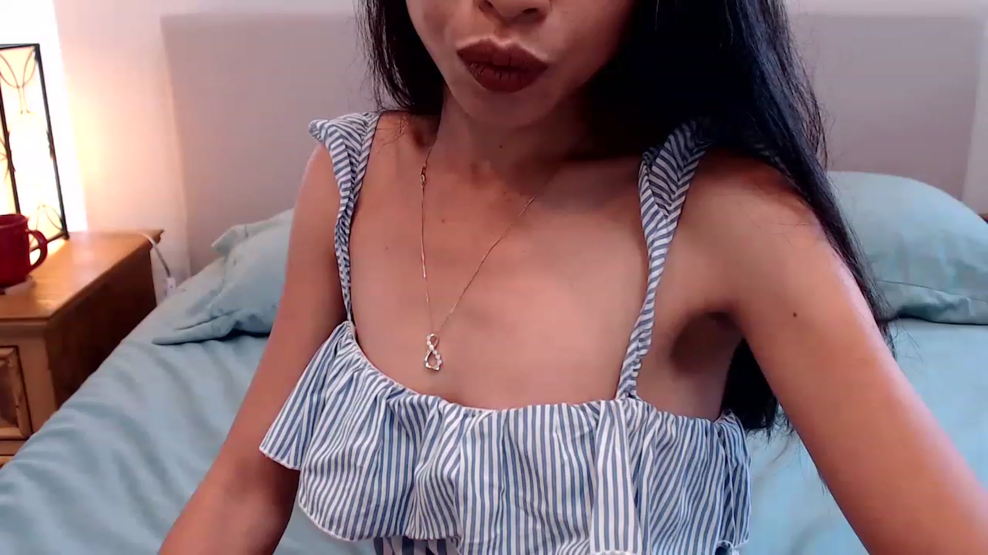 Gallery image thumbnail from Lil__bit's myfreecams stream on, 12/07/2022, 16:12 image 18 of 20