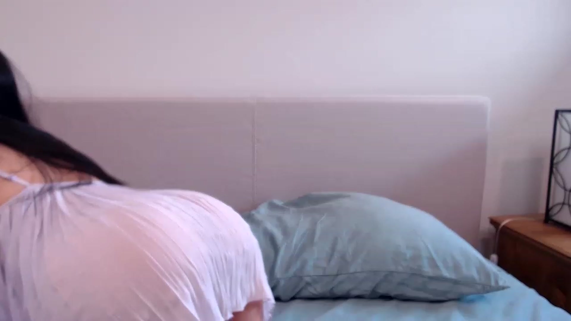 Gallery image thumbnail from Lil__bit's myfreecams stream on, 12/09/2022, 18:09 image 3 of 20