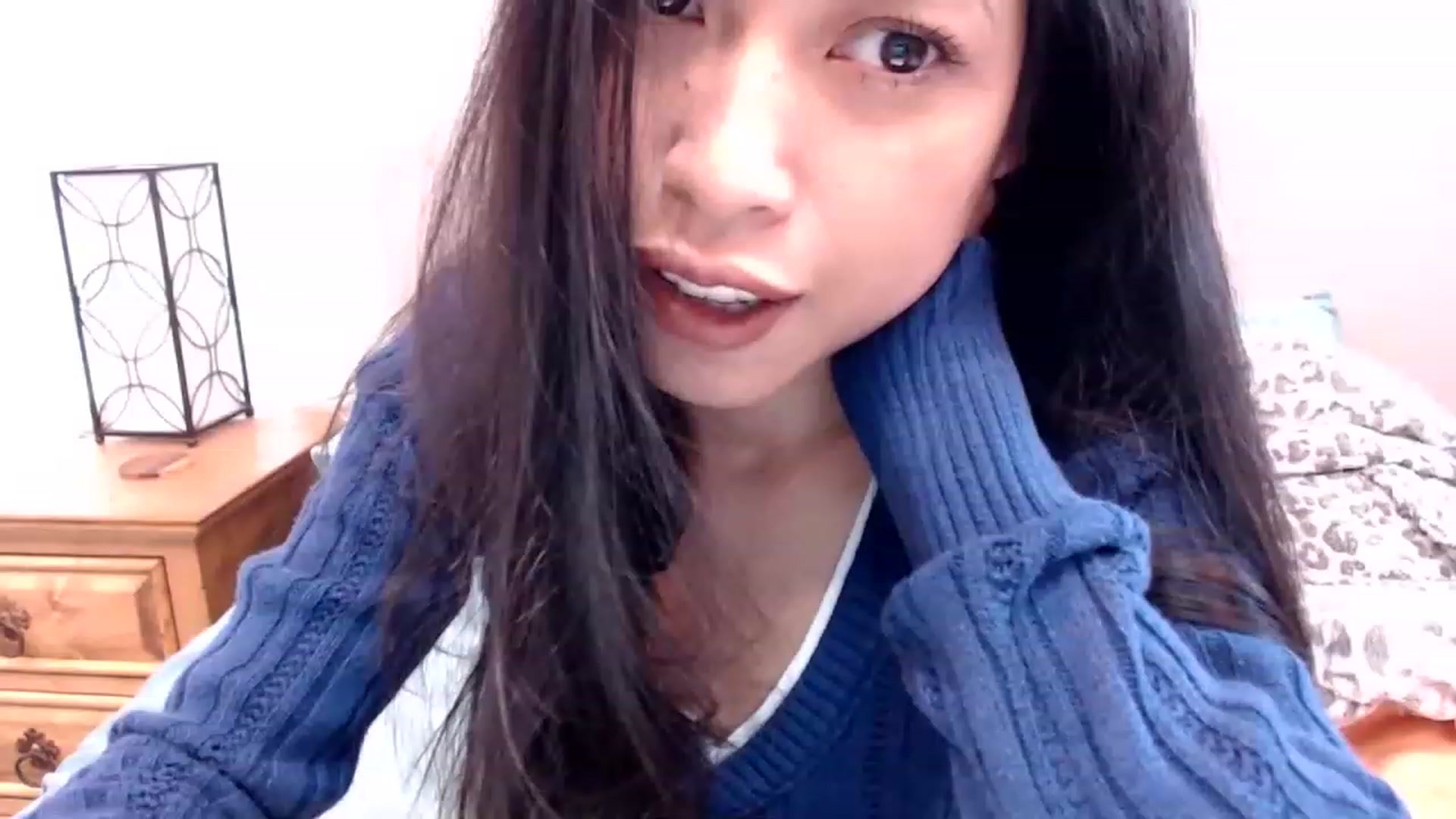 Gallery image thumbnail from Lil__bit's myfreecams stream on, 12/12/2022, 20:02 image 2 of 20