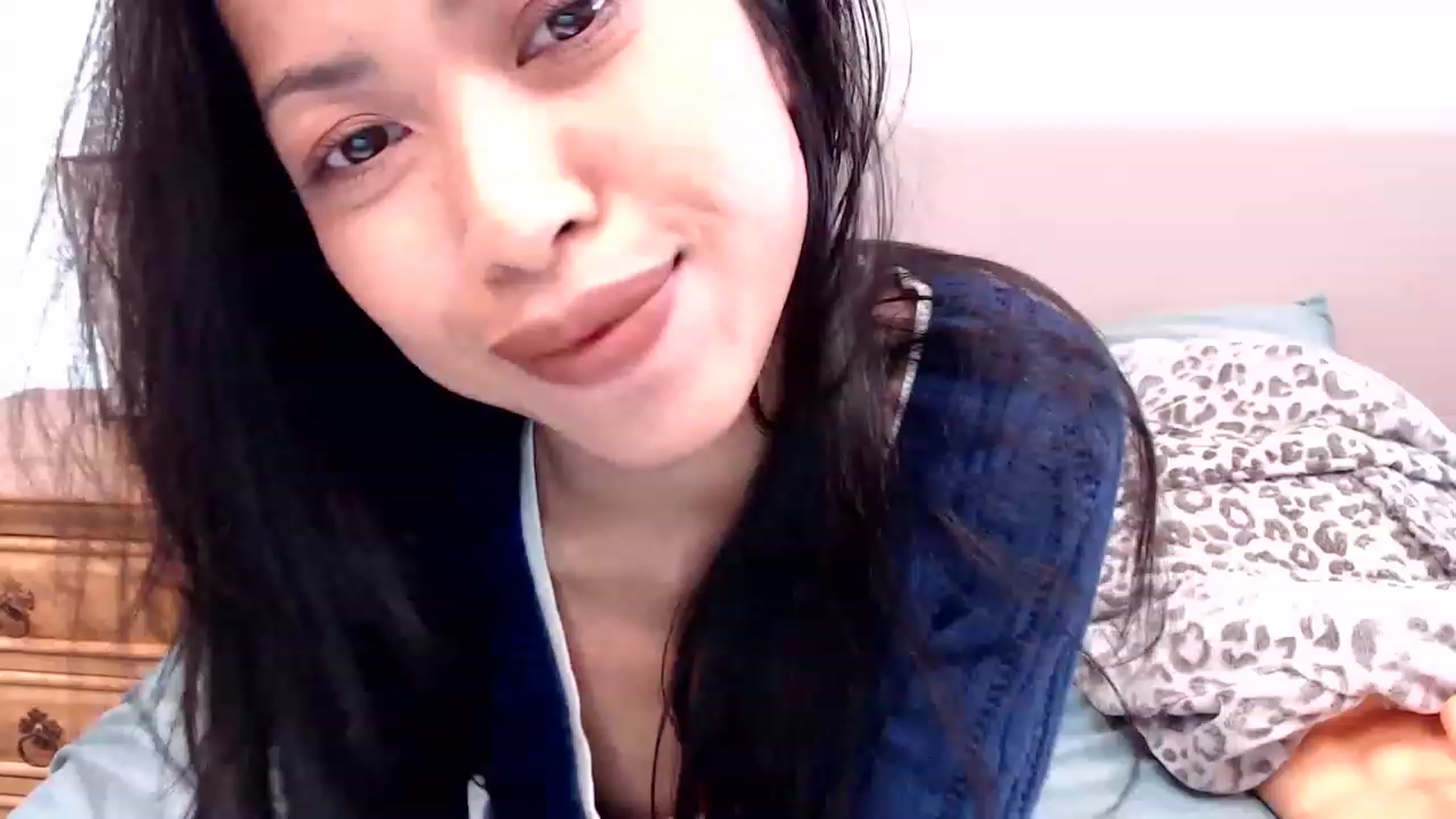 Gallery image thumbnail from Lil__bit's myfreecams stream on, 12/12/2022, 20:02 image 6 of 20