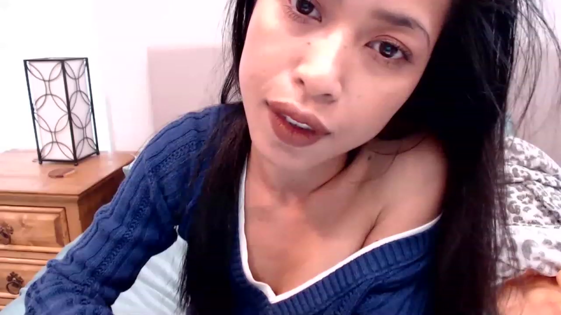 Gallery image thumbnail from Lil__bit's myfreecams stream on, 12/12/2022, 20:02 image 3 of 20