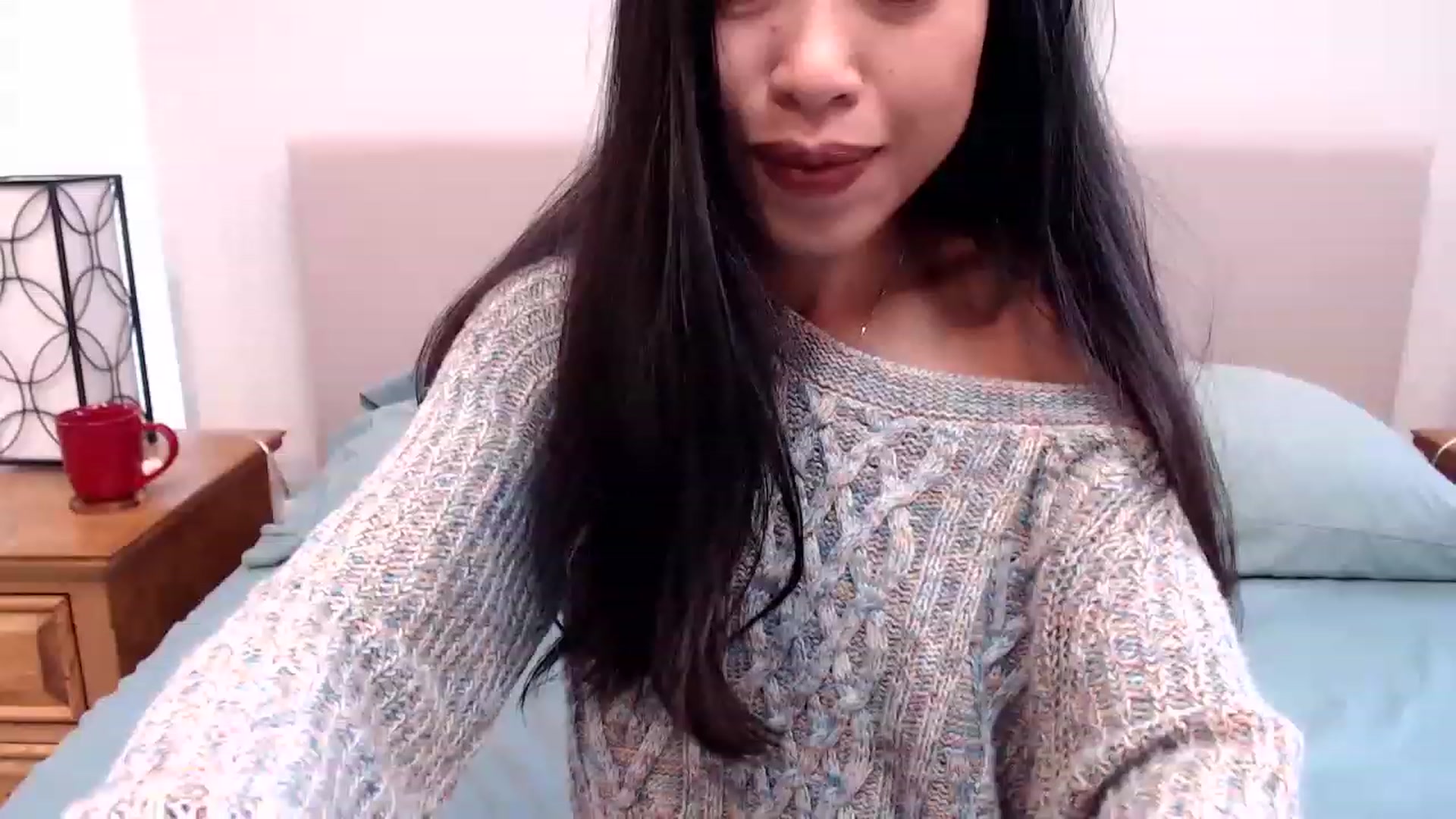Gallery image thumbnail from Lil__bit's myfreecams stream on, 12/19/2022, 17:04 image 6 of 20