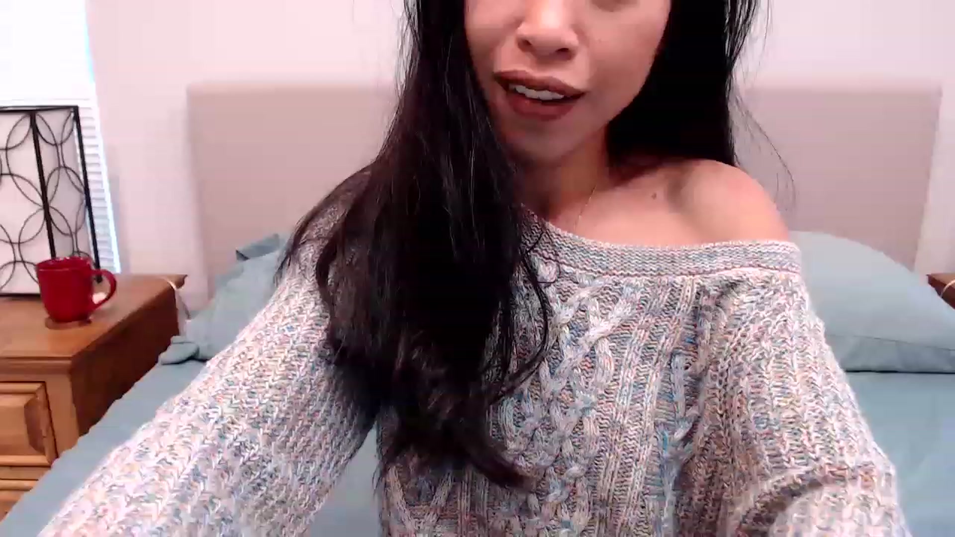 Gallery image thumbnail from Lil__bit's myfreecams stream on, 12/19/2022, 17:04 image 7 of 20