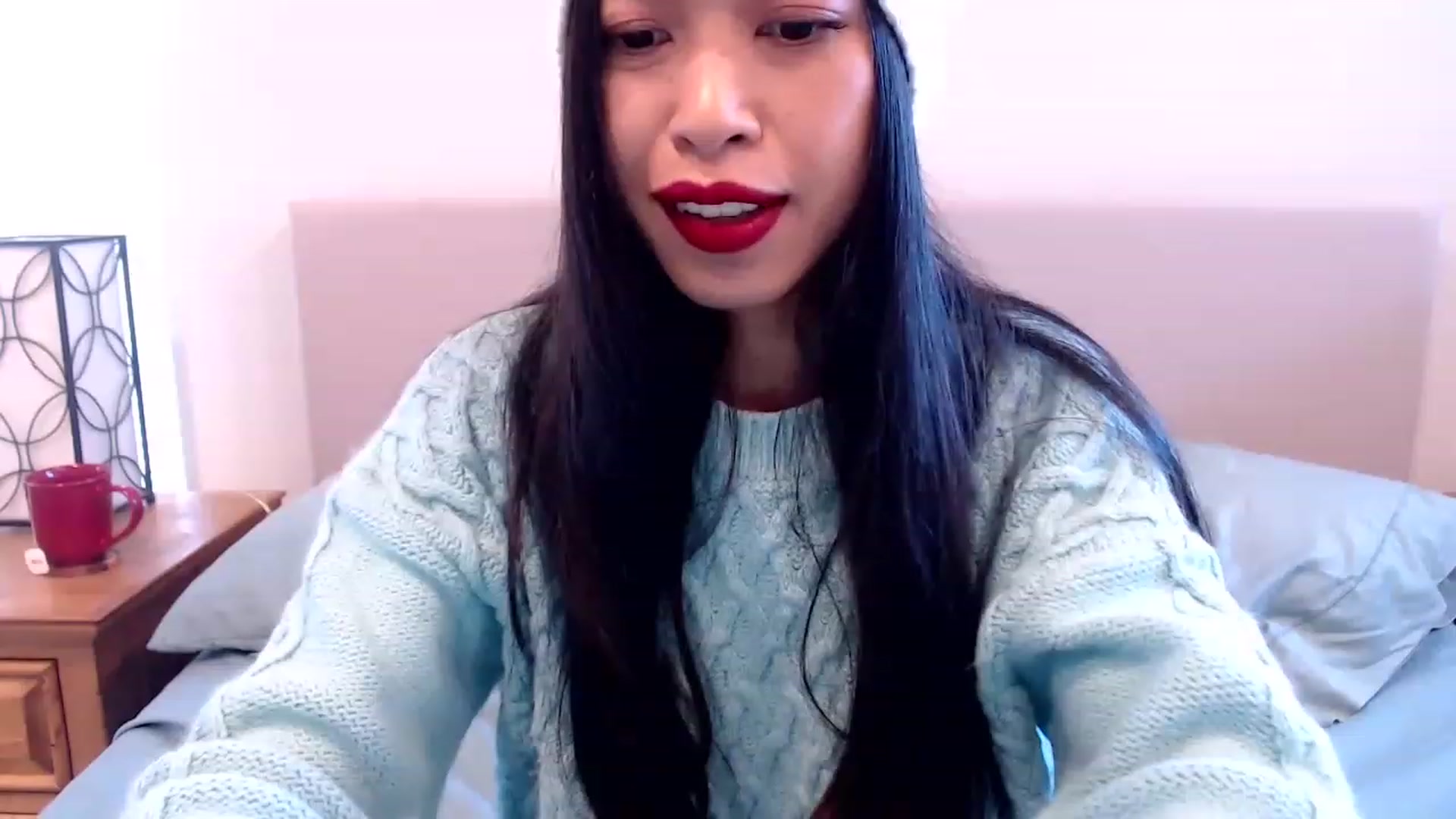 Gallery image thumbnail from Lil__bit's myfreecams stream on, 12/23/2022, 19:13 image 18 of 20