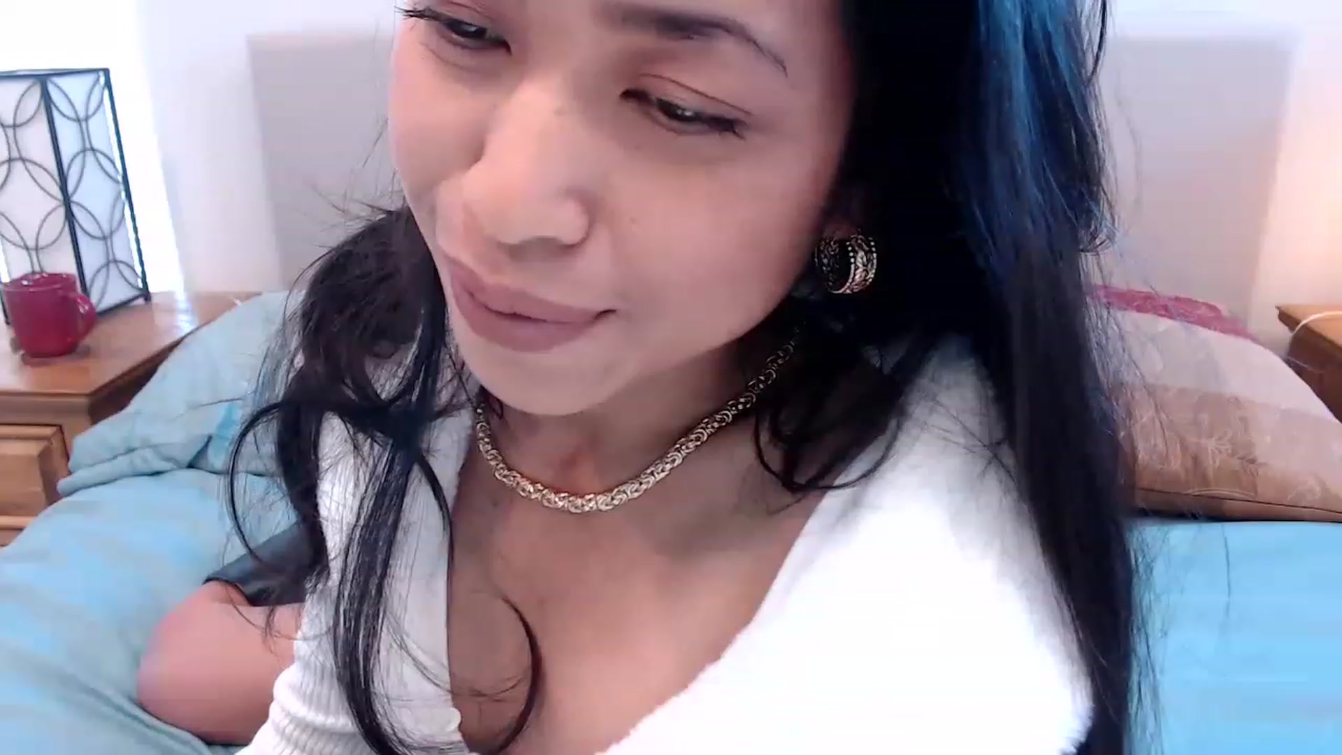 Gallery image thumbnail from Lil__bit's myfreecams stream on, 01/05/2023, 16:56 image 18 of 20