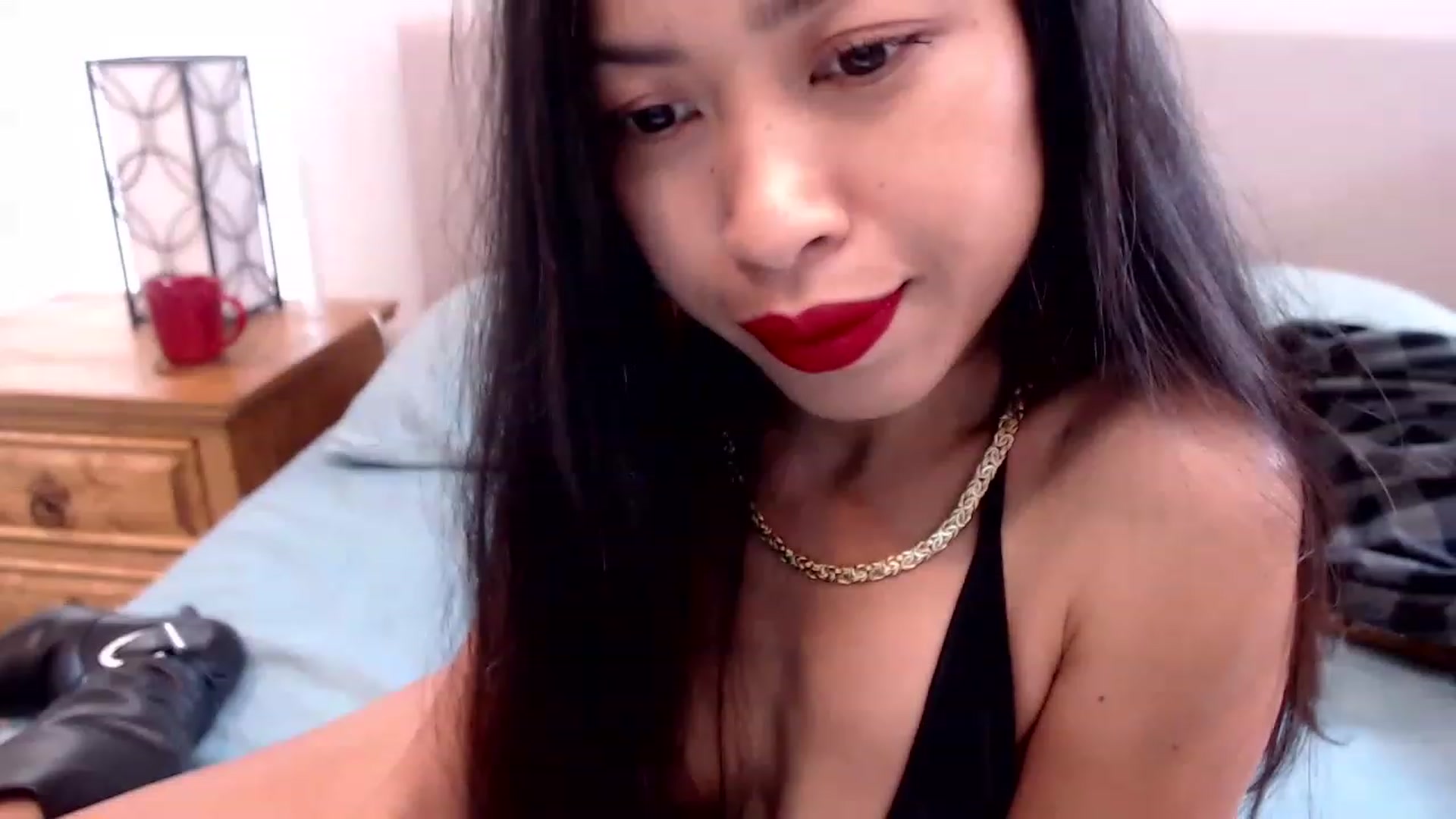 Gallery image thumbnail from Lil__bit's myfreecams stream on, 01/06/2023, 16:40 image 12 of 20