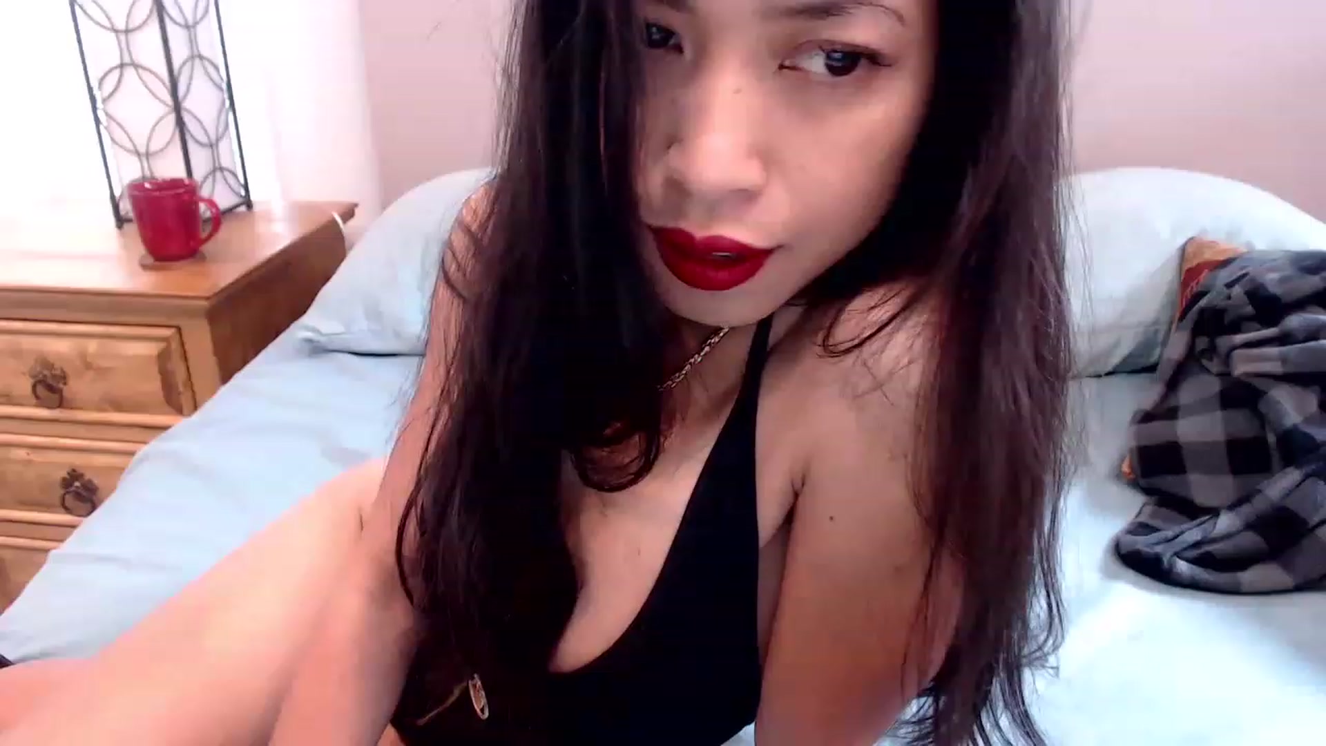 Gallery image thumbnail from Lil__bit's myfreecams stream on, 01/06/2023, 16:40 image 18 of 20