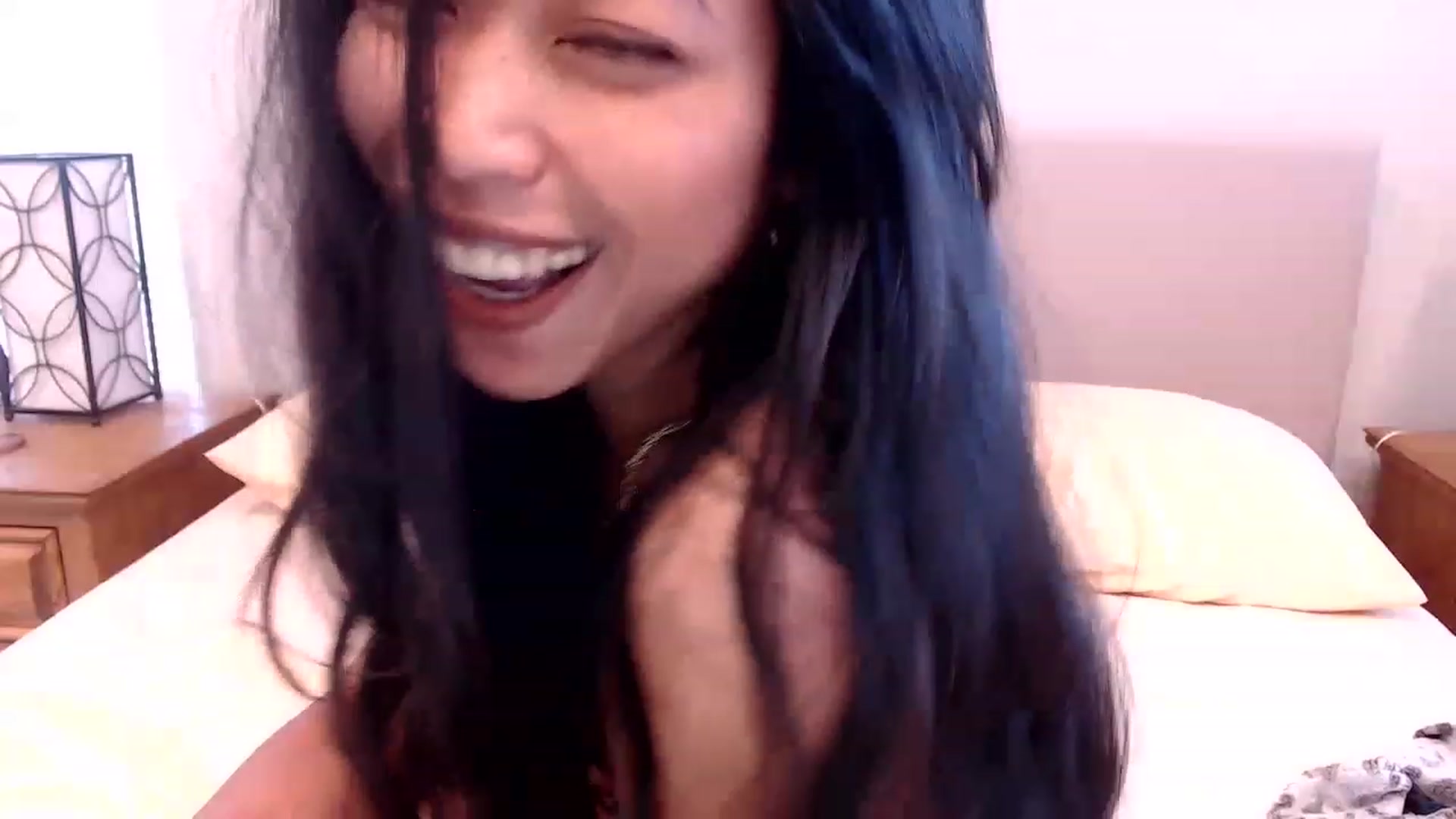 Gallery image thumbnail from Lil__bit's myfreecams stream on, 01/19/2023, 20:57 image 16 of 20