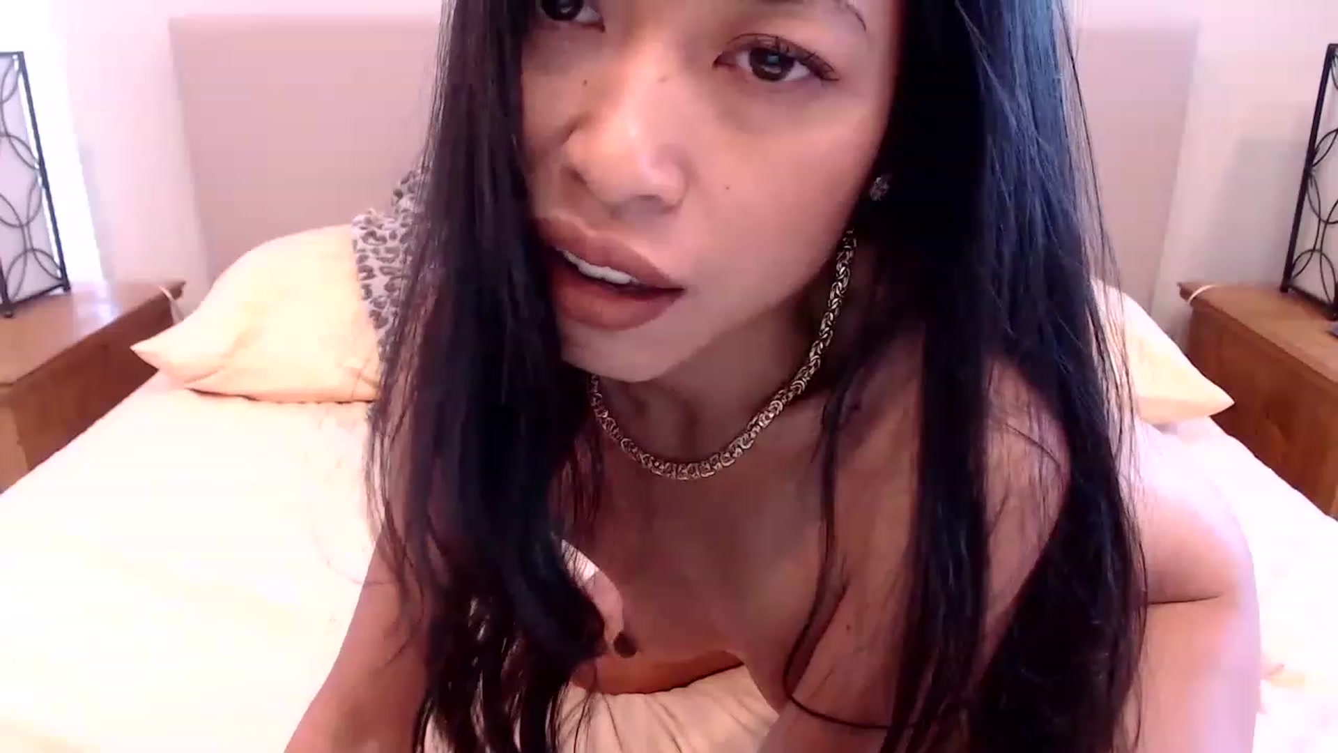 Gallery image thumbnail from Lil__bit's myfreecams stream on, 01/19/2023, 20:57 image 2 of 20