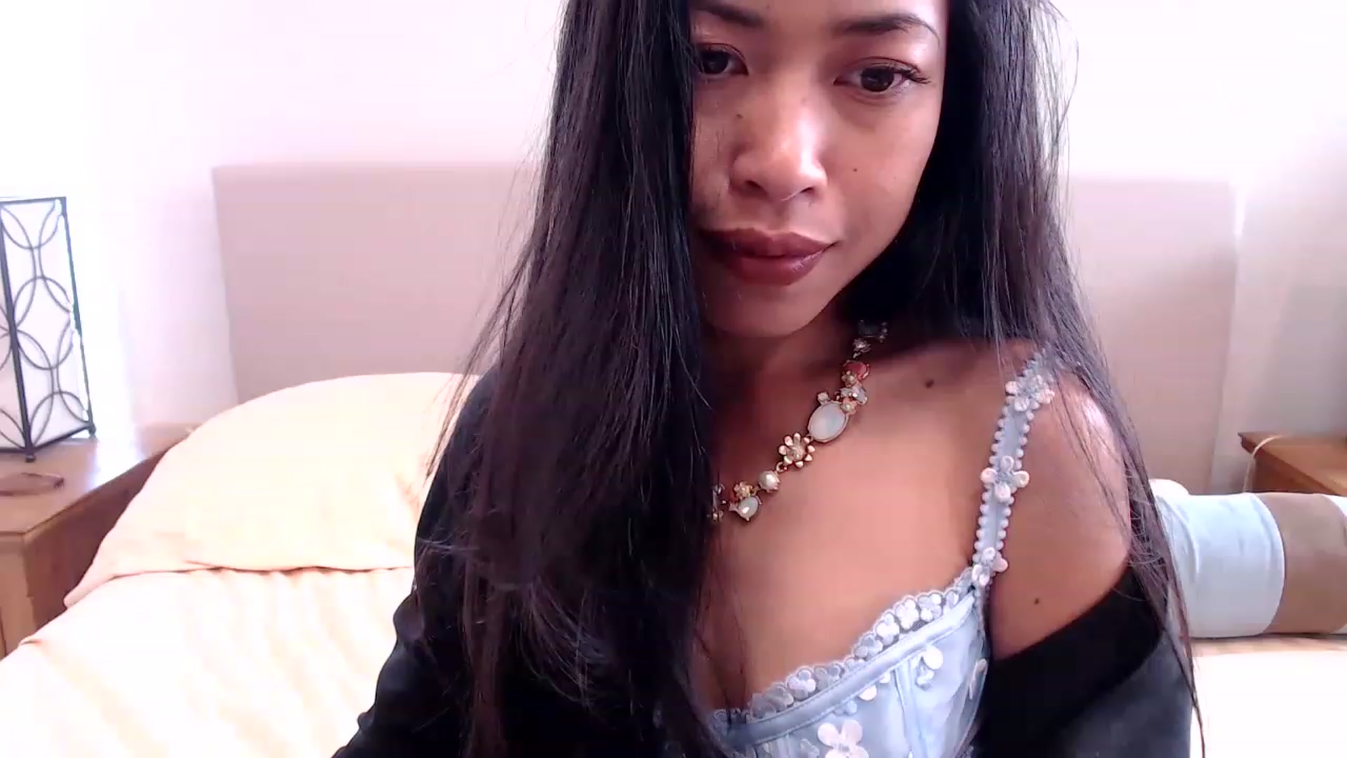 Gallery image thumbnail from Lil__bit's myfreecams stream on, 01/27/2023, 17:59 image 1 of 20