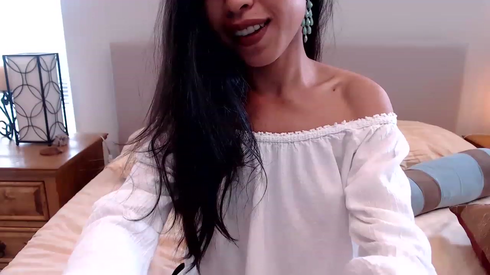Gallery image thumbnail from Lil__bit's myfreecams stream on, 02/07/2023, 18:11 image 13 of 20