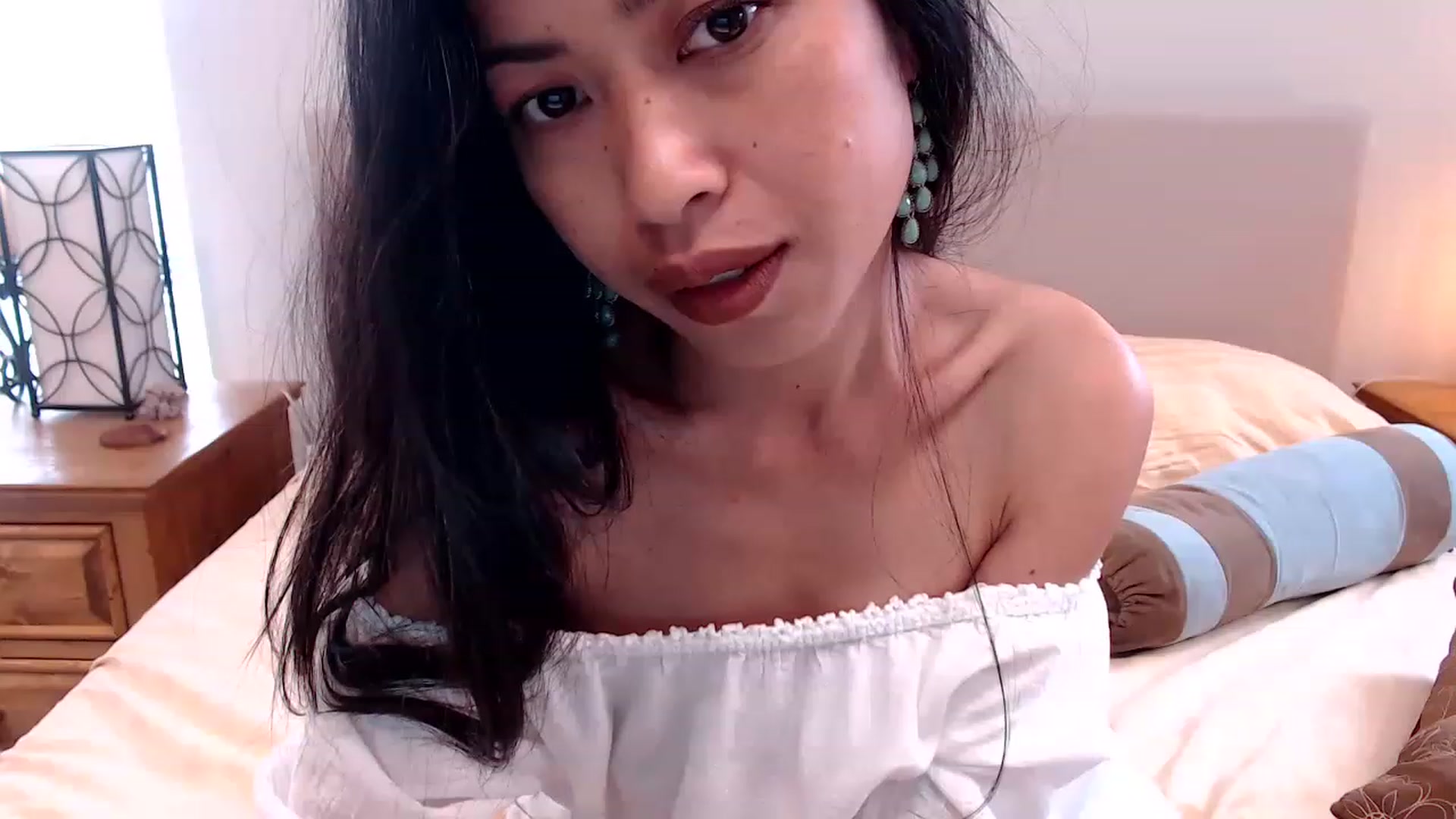 Gallery image thumbnail from Lil__bit's myfreecams stream on, 02/07/2023, 18:24 image 19 of 20