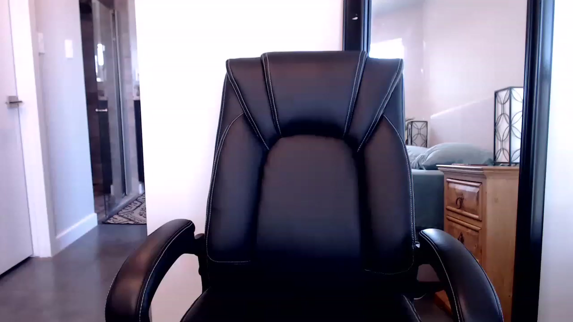 Gallery image thumbnail from Lil__bit's myfreecams stream on, 02/23/2023, 18:25 image 20 of 20