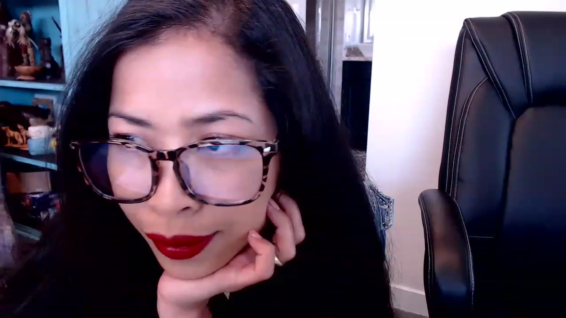Gallery image thumbnail from Lil__bit's myfreecams stream on, 02/23/2023, 18:25 image 13 of 20