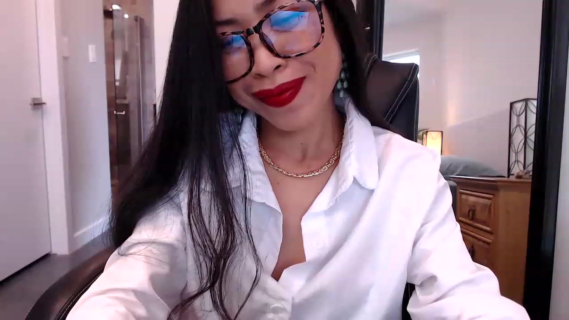 Gallery image thumbnail from Lil__bit's myfreecams stream on, 02/24/2023, 16:40 image 2 of 20