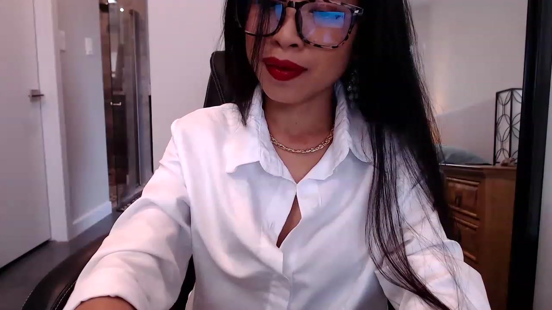 Gallery image thumbnail from Lil__bit's myfreecams stream on, 02/24/2023, 16:40 image 1 of 20