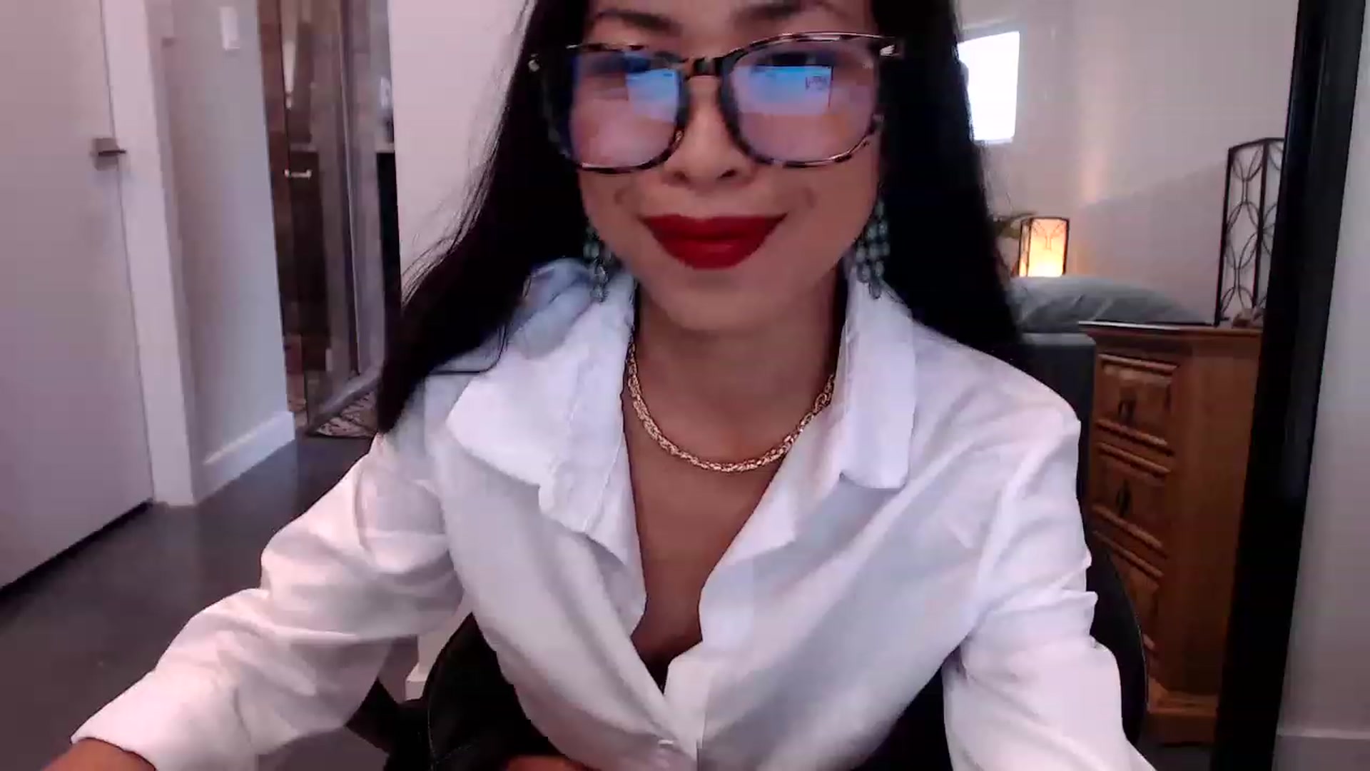 Gallery image thumbnail from Lil__bit's myfreecams stream on, 02/24/2023, 16:40 image 4 of 20