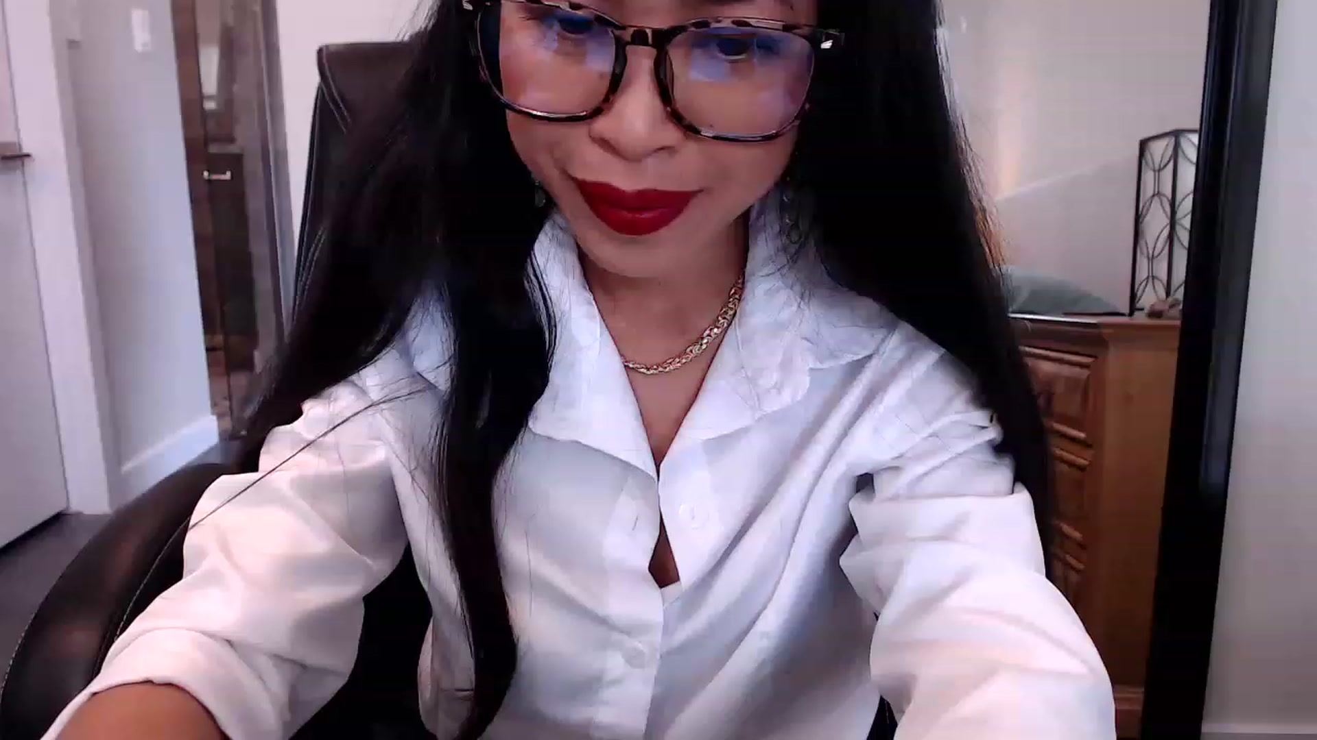 Gallery image thumbnail from Lil__bit's myfreecams stream on, 02/24/2023, 17:59 image 3 of 20