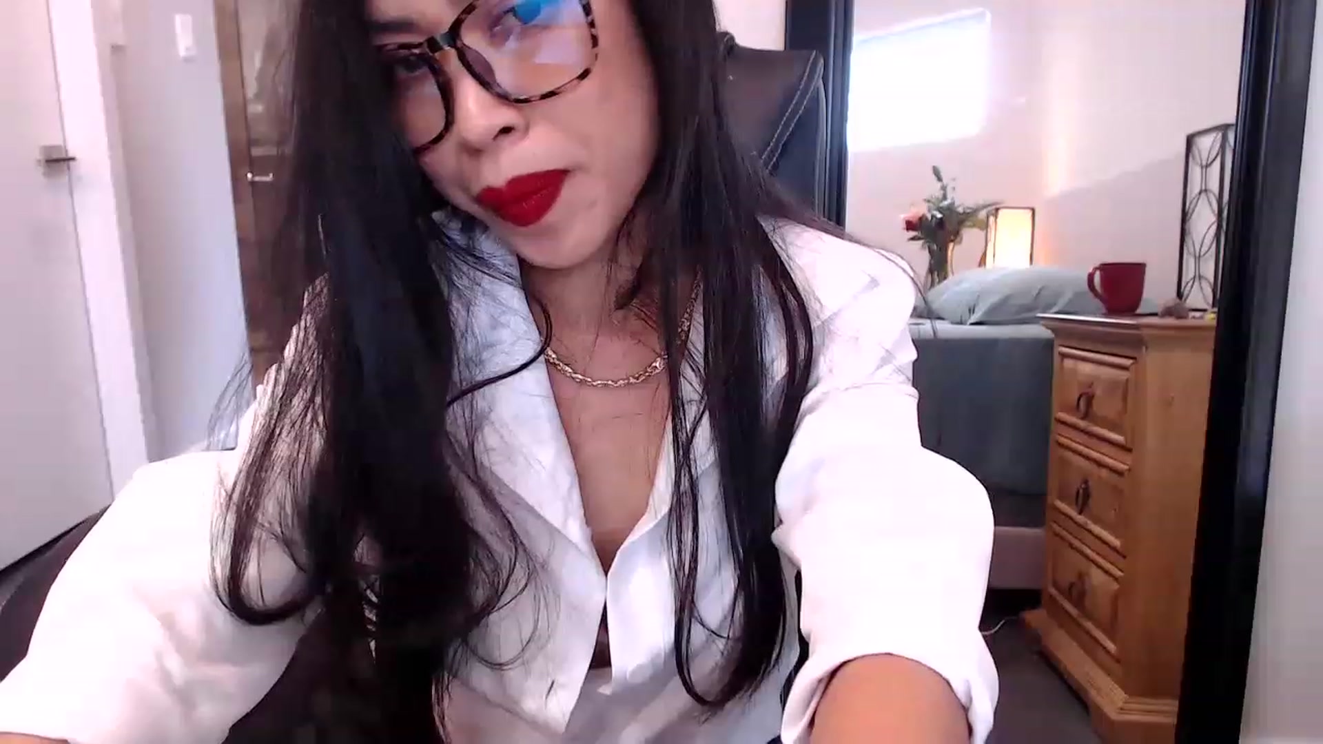 Gallery image thumbnail from Lil__bit's myfreecams stream on, 02/24/2023, 20:37 image 14 of 20