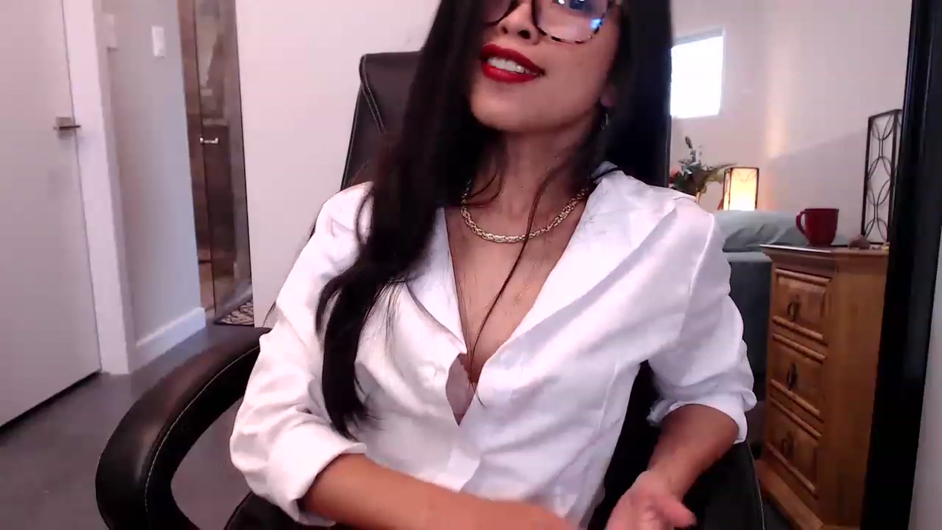 Gallery image thumbnail from Lil__bit's myfreecams stream on, 02/24/2023, 20:37 image 17 of 20
