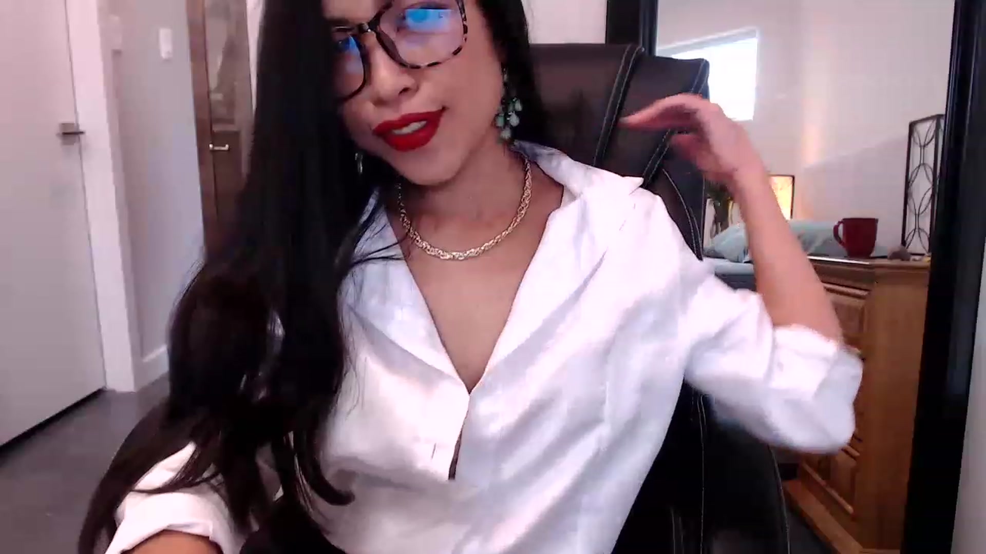 Gallery image thumbnail from Lil__bit's myfreecams stream on, 02/24/2023, 20:37 image 18 of 20