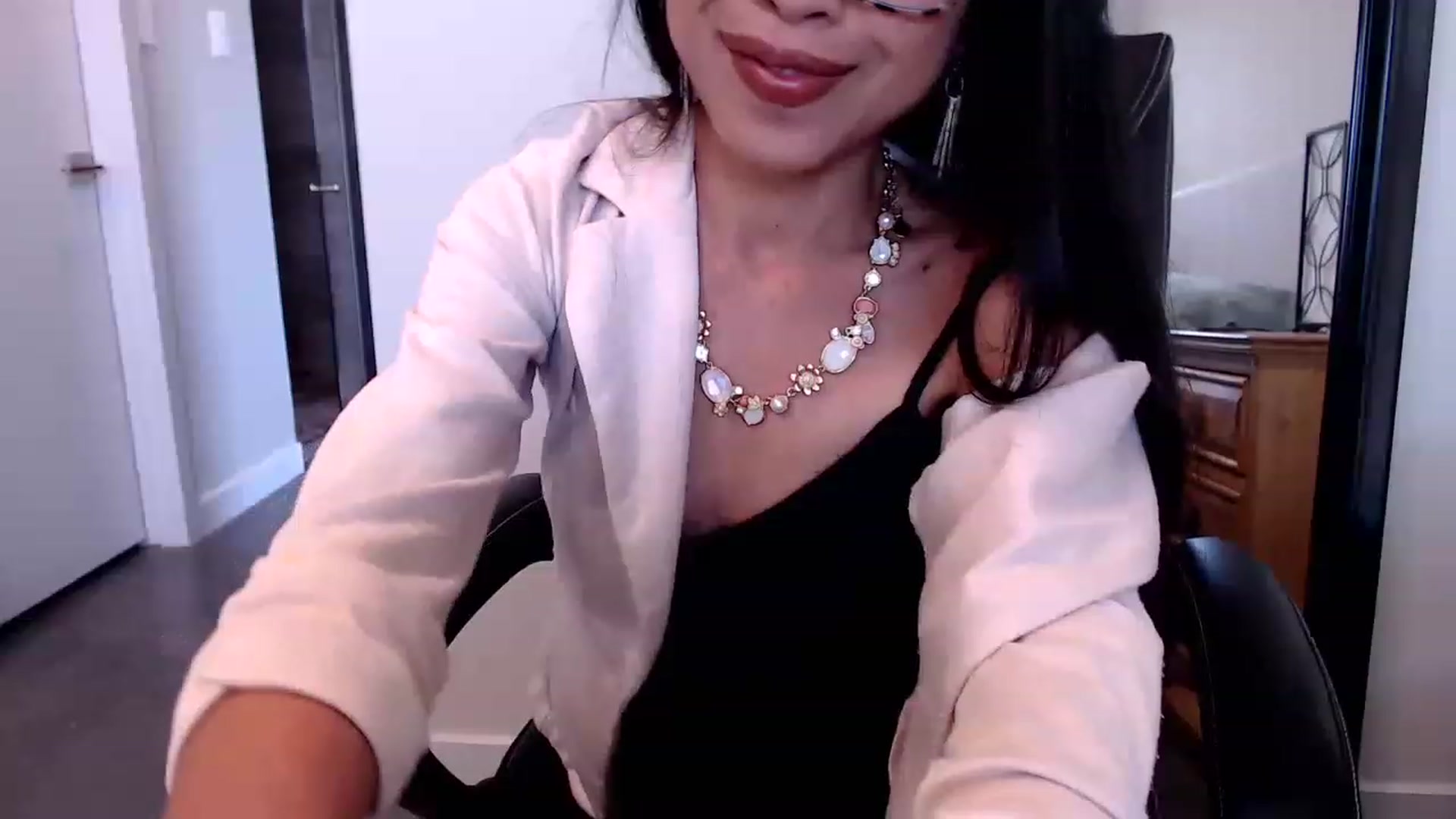 Gallery image thumbnail from Lil__bit's myfreecams stream on, 02/28/2023, 18:13 image 19 of 20