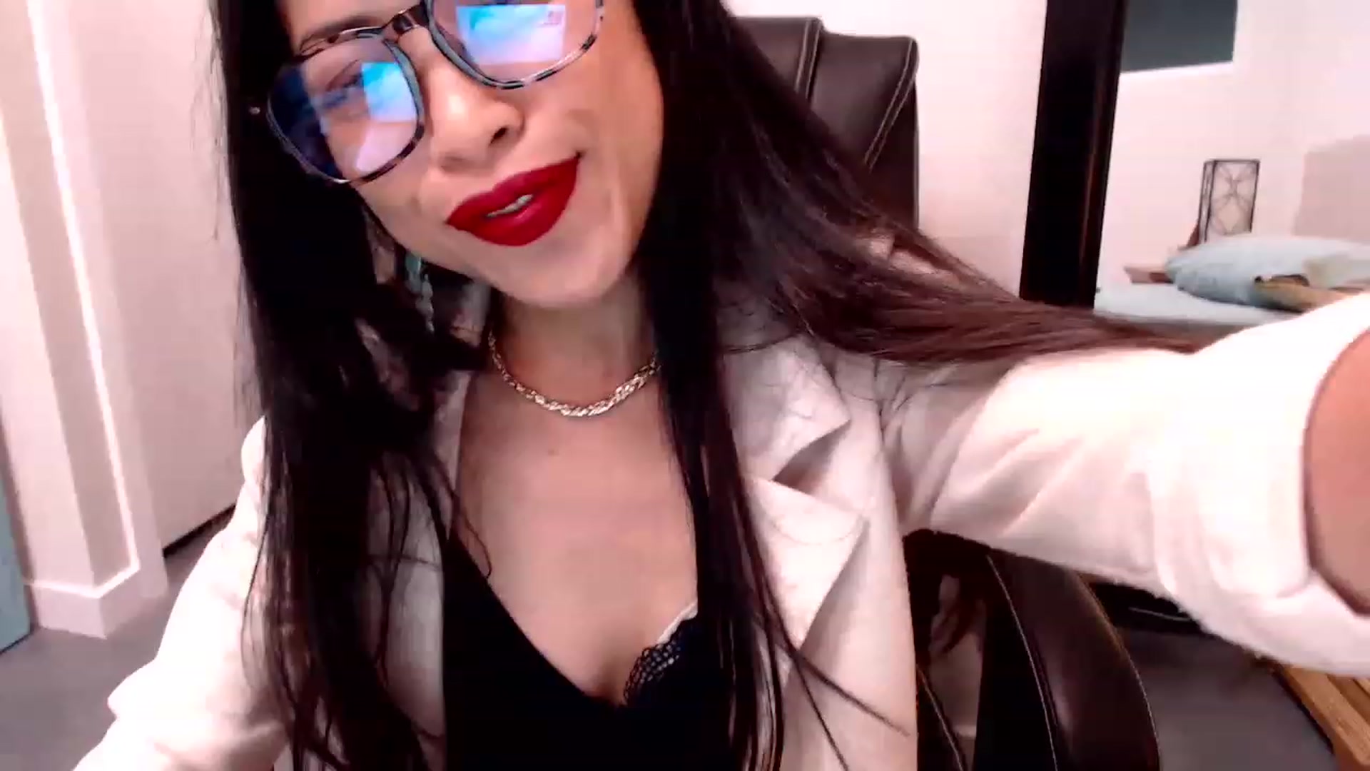 Gallery image thumbnail from Lil__bit's myfreecams stream on, 03/04/2023, 04:28 image 18 of 20
