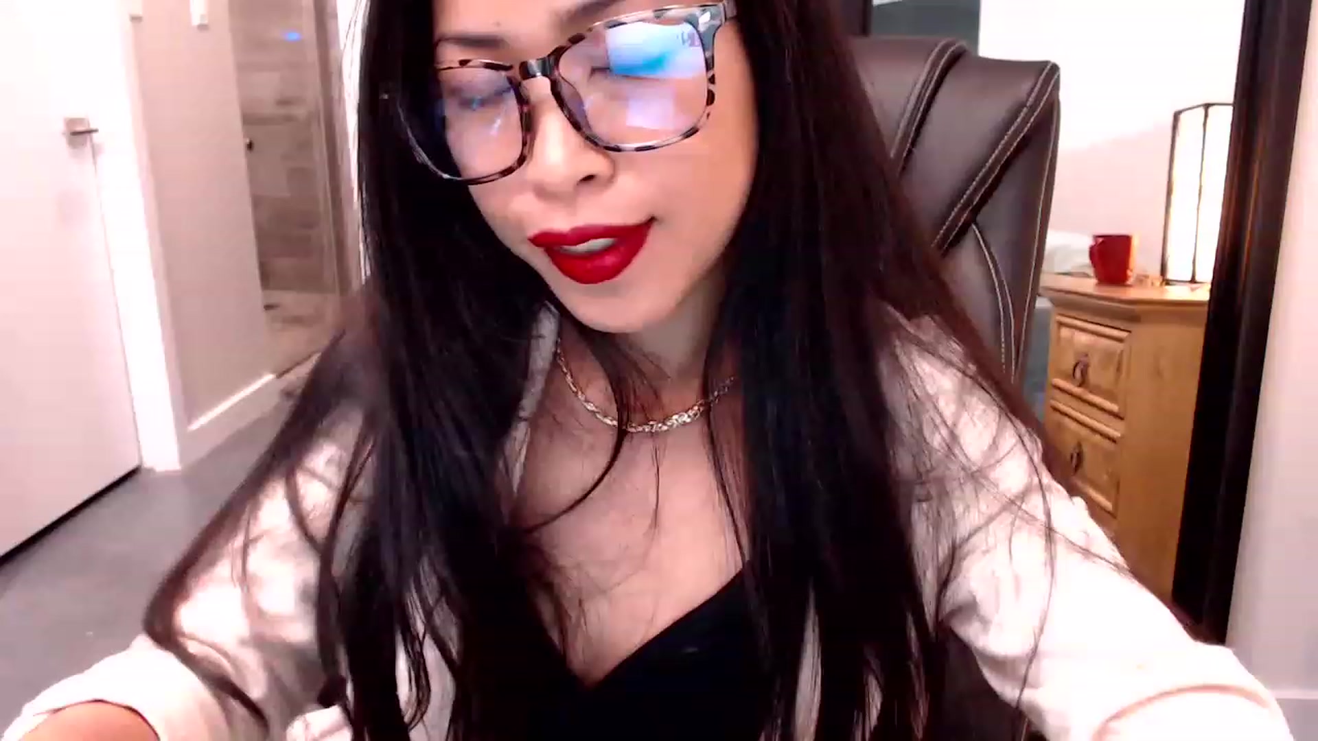 Gallery image thumbnail from Lil__bit's myfreecams stream on, 03/04/2023, 04:28 image 1 of 20