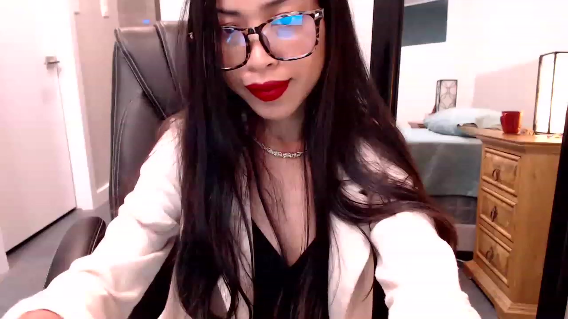 Gallery image thumbnail from Lil__bit's myfreecams stream on, 03/04/2023, 04:28 image 5 of 20