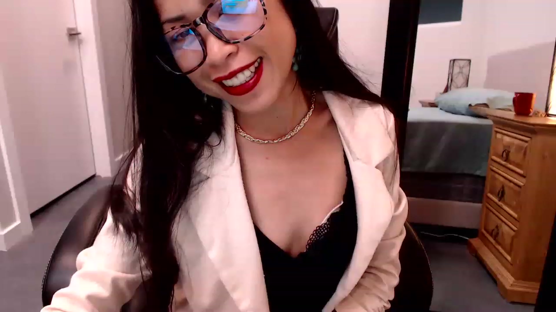 Gallery image thumbnail from Lil__bit's myfreecams stream on, 03/04/2023, 04:28 image 16 of 20