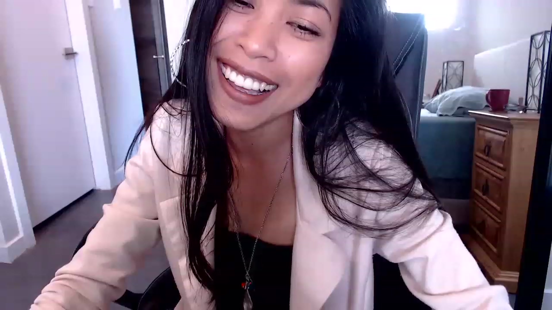 Gallery image thumbnail from Lil__bit's myfreecams stream on, 03/10/2023, 19:27 image 4 of 20