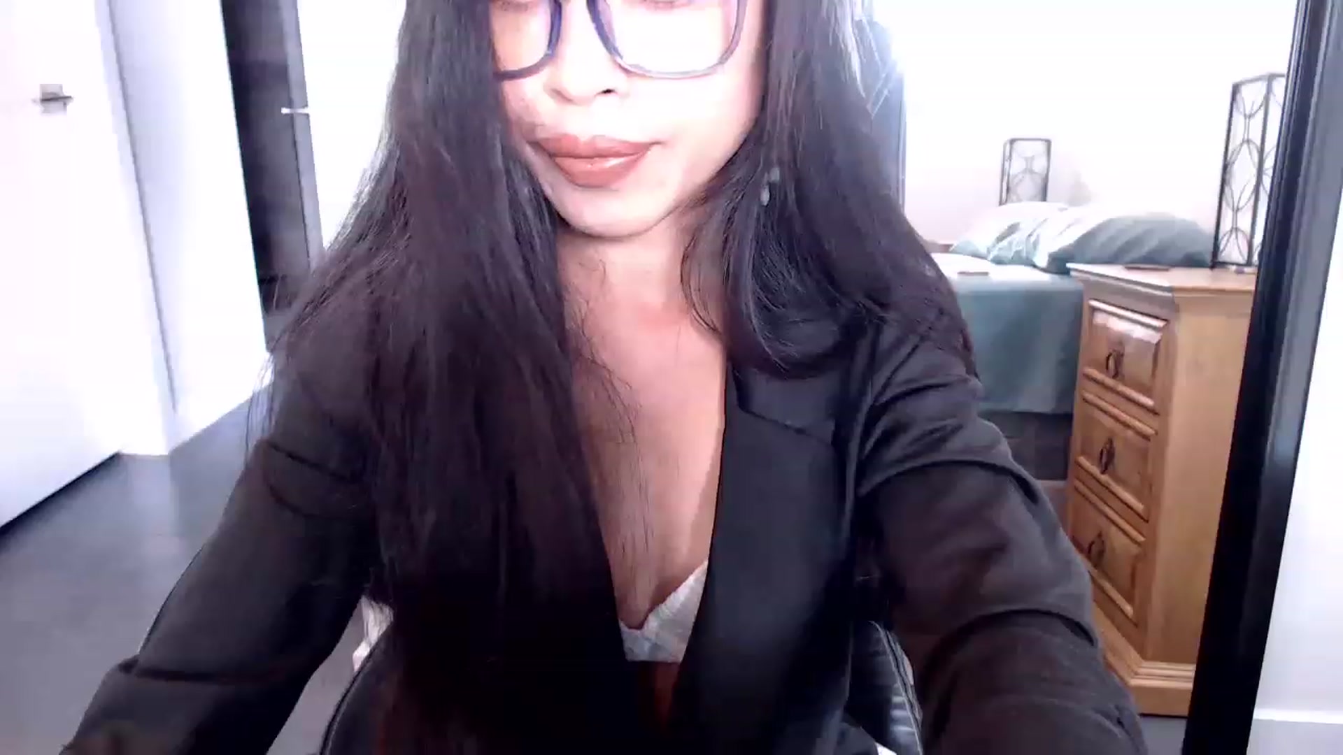 Gallery image thumbnail from Lil__bit's myfreecams stream on, 03/14/2023, 15:42 image 3 of 20