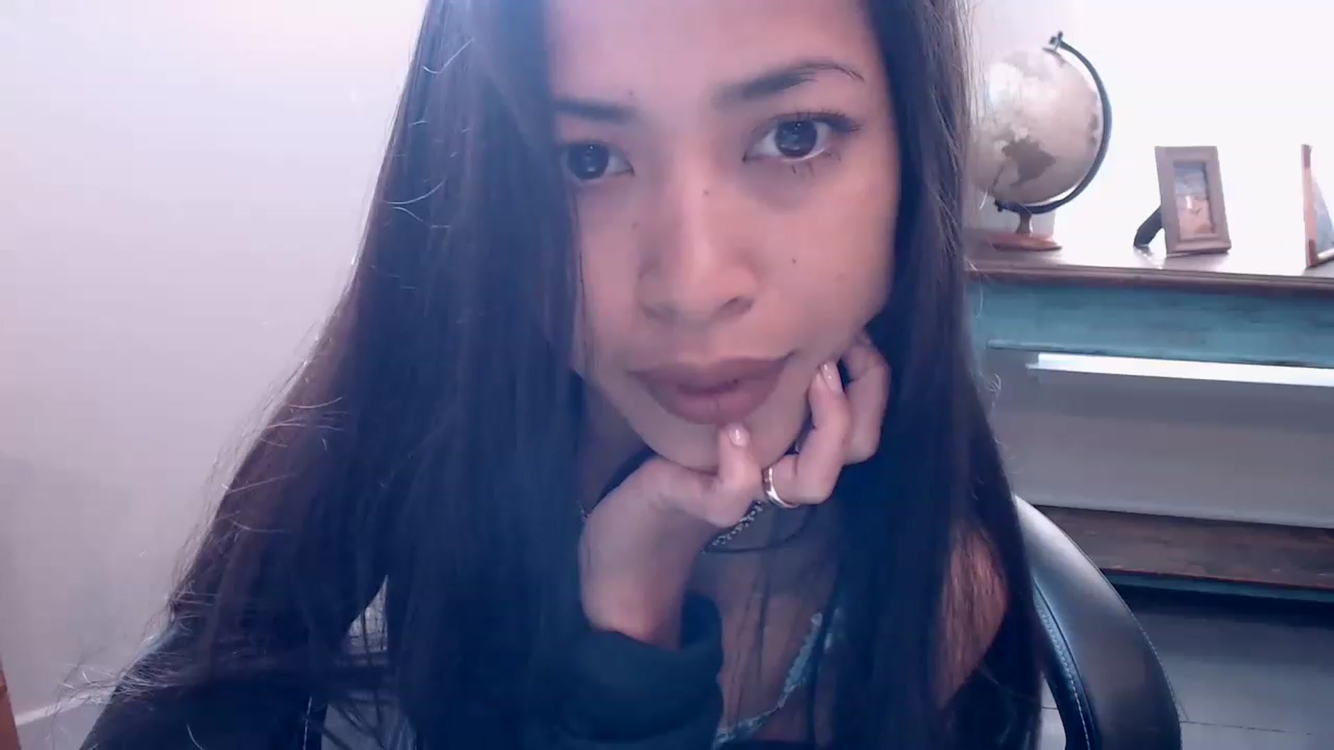 Gallery image thumbnail from Lil__bit's myfreecams stream on, 03/15/2023, 15:09 image 9 of 20