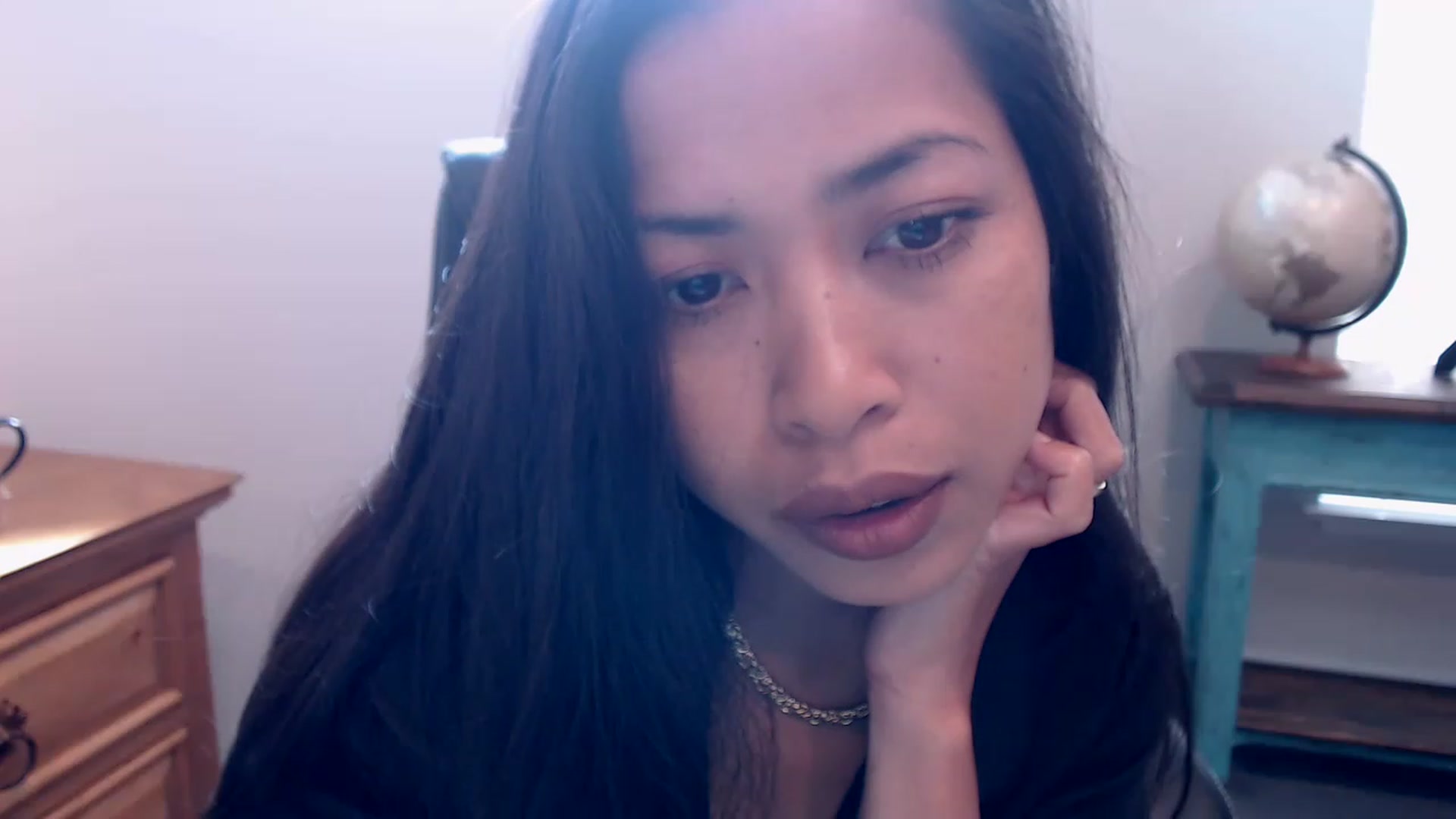 Gallery image thumbnail from Lil__bit's myfreecams stream on, 03/15/2023, 16:05 image 10 of 20