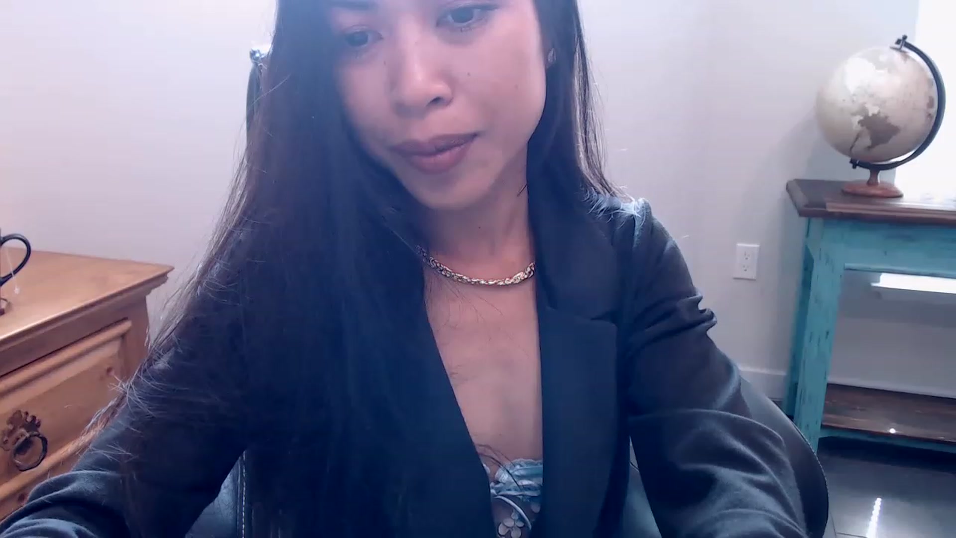 Gallery image thumbnail from Lil__bit's myfreecams stream on, 03/15/2023, 16:05 image 20 of 20