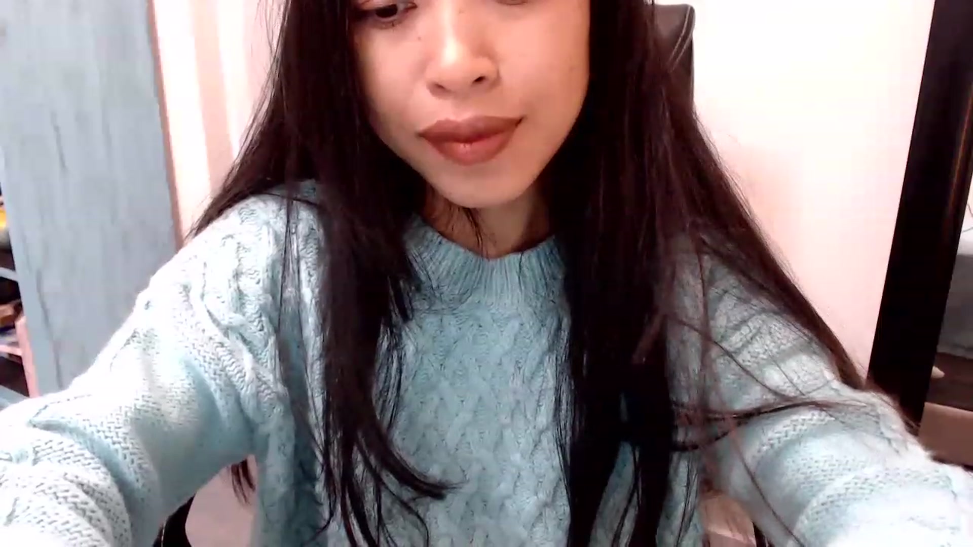 Gallery image thumbnail from Lil__bit's myfreecams stream on, 03/18/2023, 04:15 image 15 of 20