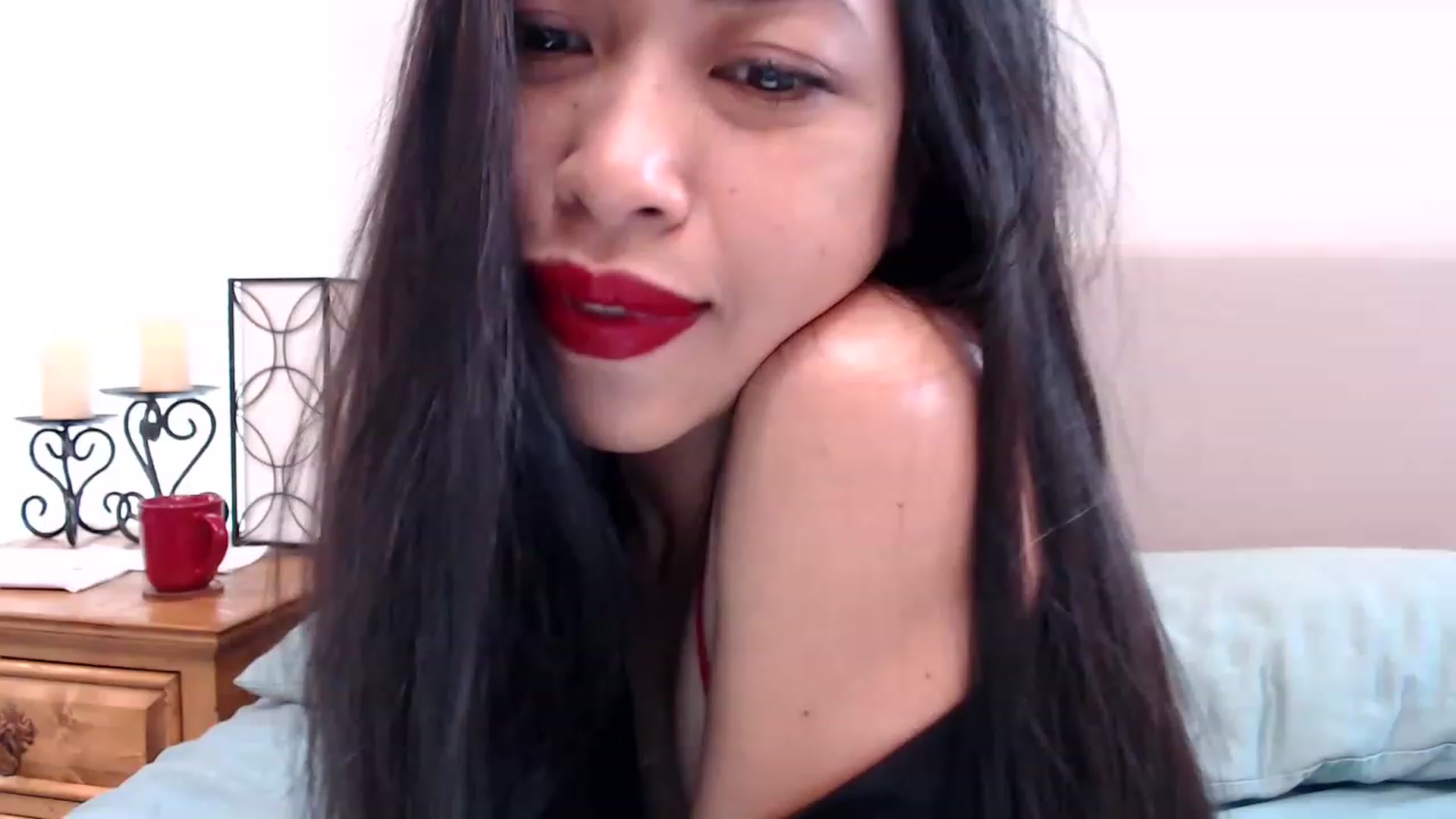 Gallery image thumbnail from Lil__bit's myfreecams stream on, 04/14/2023, 17:17 image 3 of 20