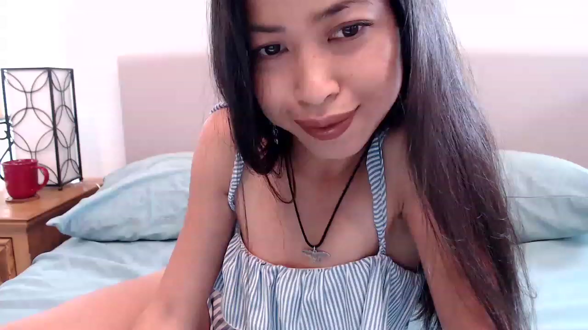 Gallery image thumbnail from Lil__bit's myfreecams stream on, 04/19/2023, 18:12 image 16 of 20