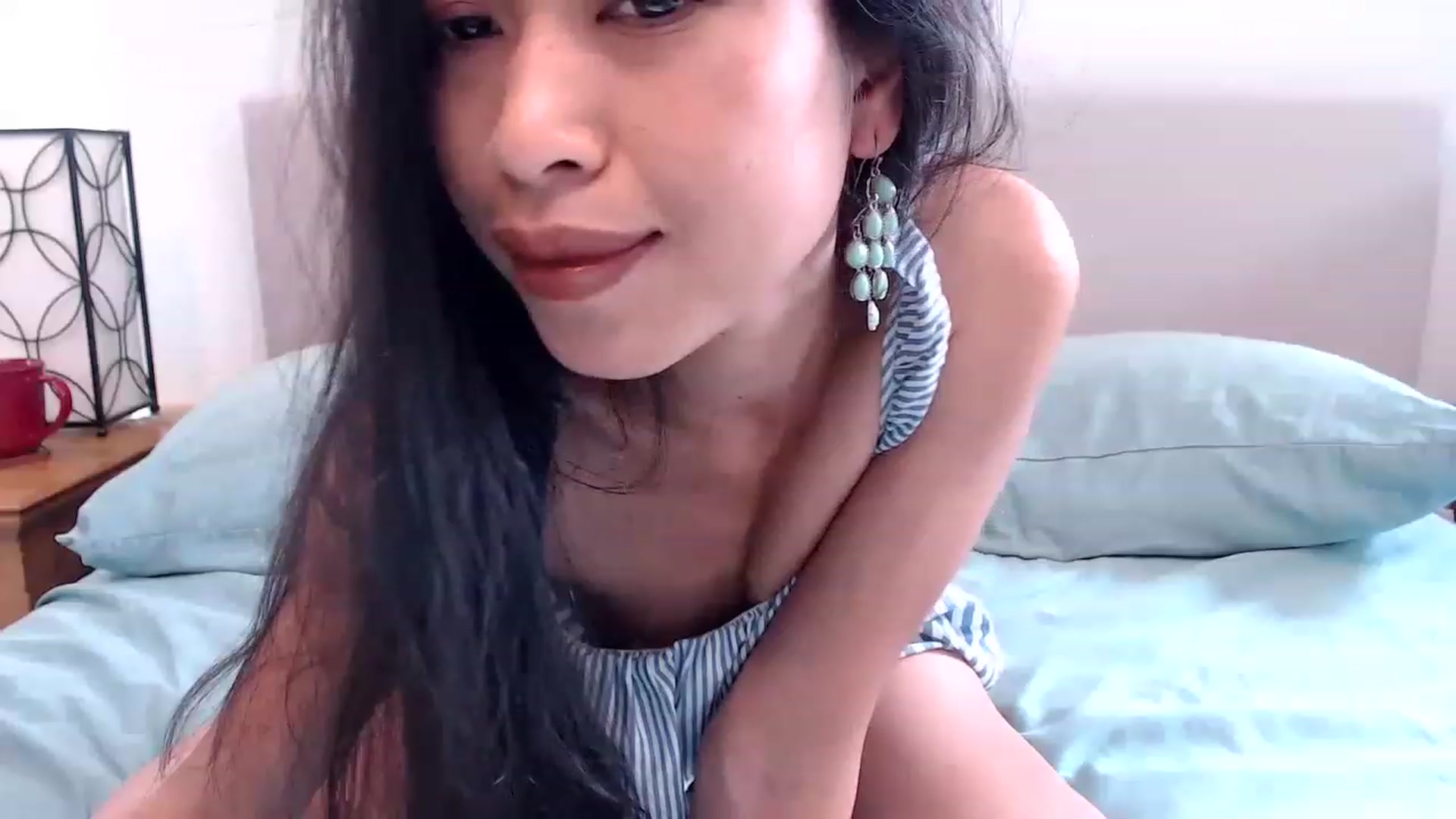 Gallery image thumbnail from Lil__bit's myfreecams stream on, 04/19/2023, 18:12 image 3 of 20