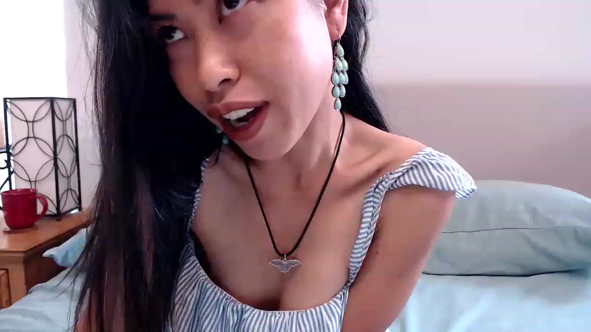 Gallery image thumbnail from Lil__bit's myfreecams stream on, 04/19/2023, 18:12 image 18 of 20