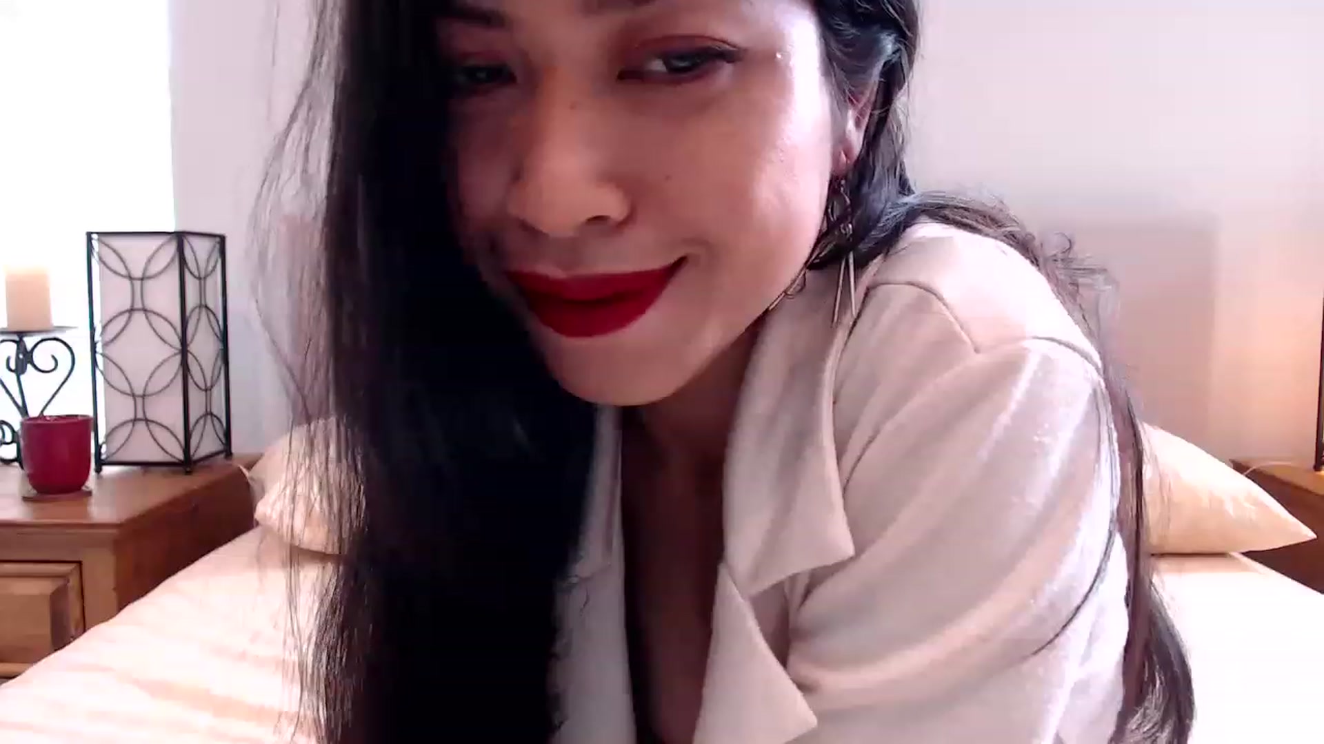 Gallery image thumbnail from Lil__bit's myfreecams stream on, 04/24/2023, 17:48 image 17 of 20
