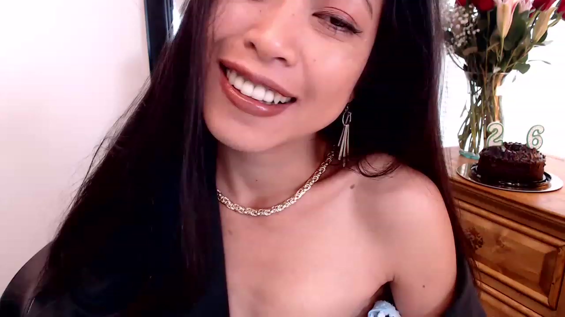 Gallery image thumbnail from Lil__bit's myfreecams stream on, 04/25/2023, 16:00 image 11 of 20