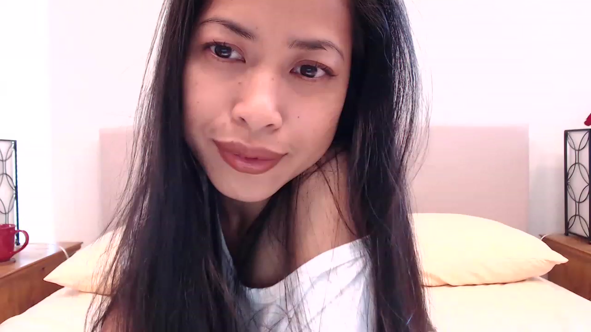 Gallery image thumbnail from Lil__bit's myfreecams stream on, 04/27/2023, 18:20 image 19 of 20
