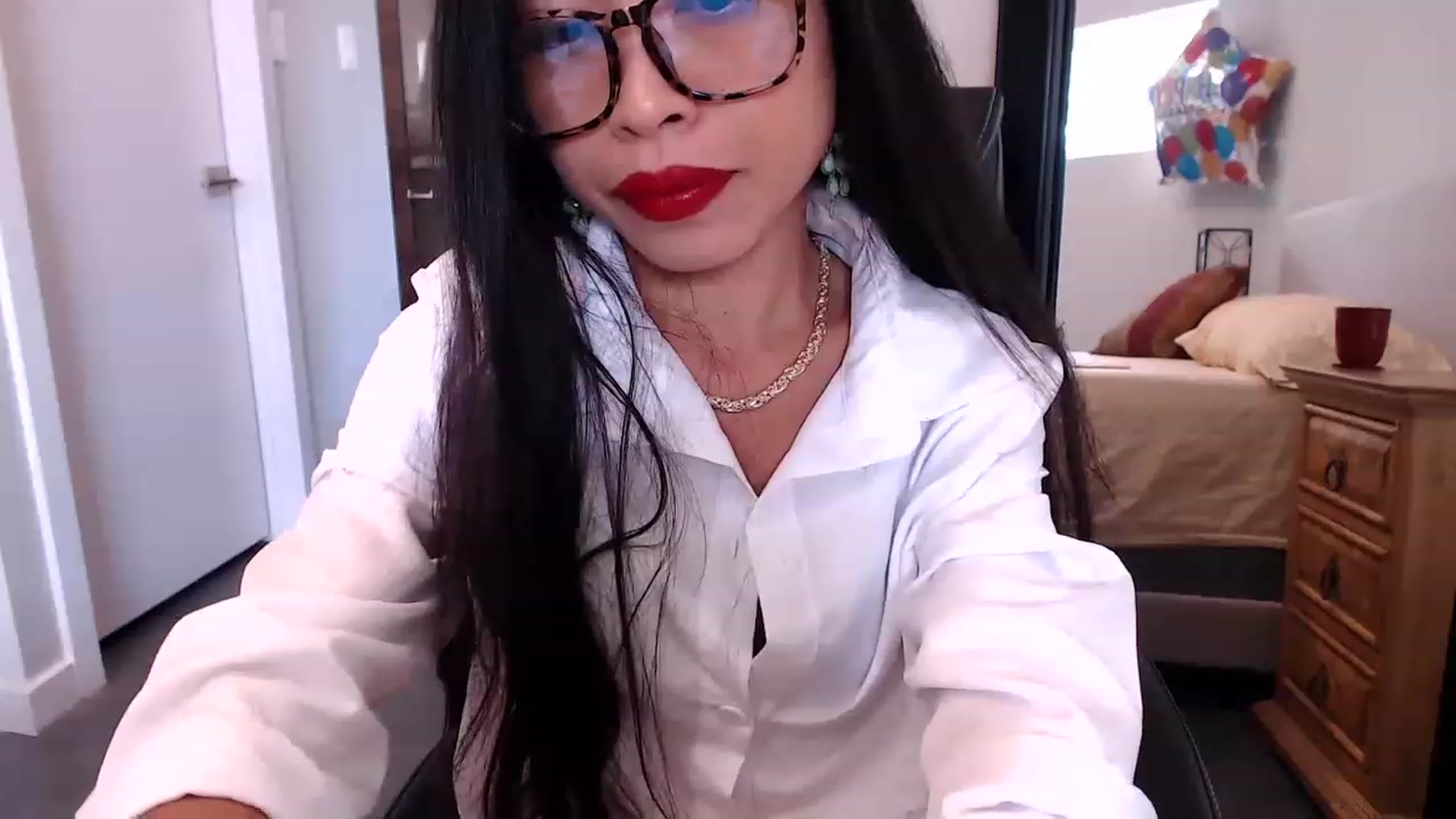 Gallery image thumbnail from Lil__bit's myfreecams stream on, 05/08/2023, 16:31 image 20 of 20