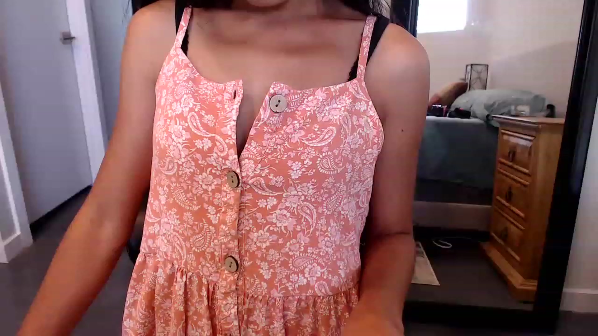 Gallery image thumbnail from Lil__bit's myfreecams stream on, 06/27/2023, 18:04 image 4 of 20