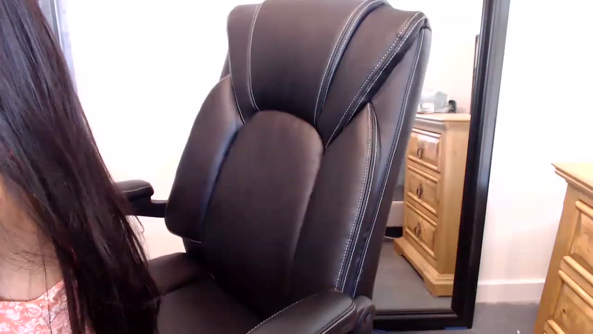 Gallery image thumbnail from Lil__bit's myfreecams stream on, 06/27/2023, 18:04 image 16 of 20