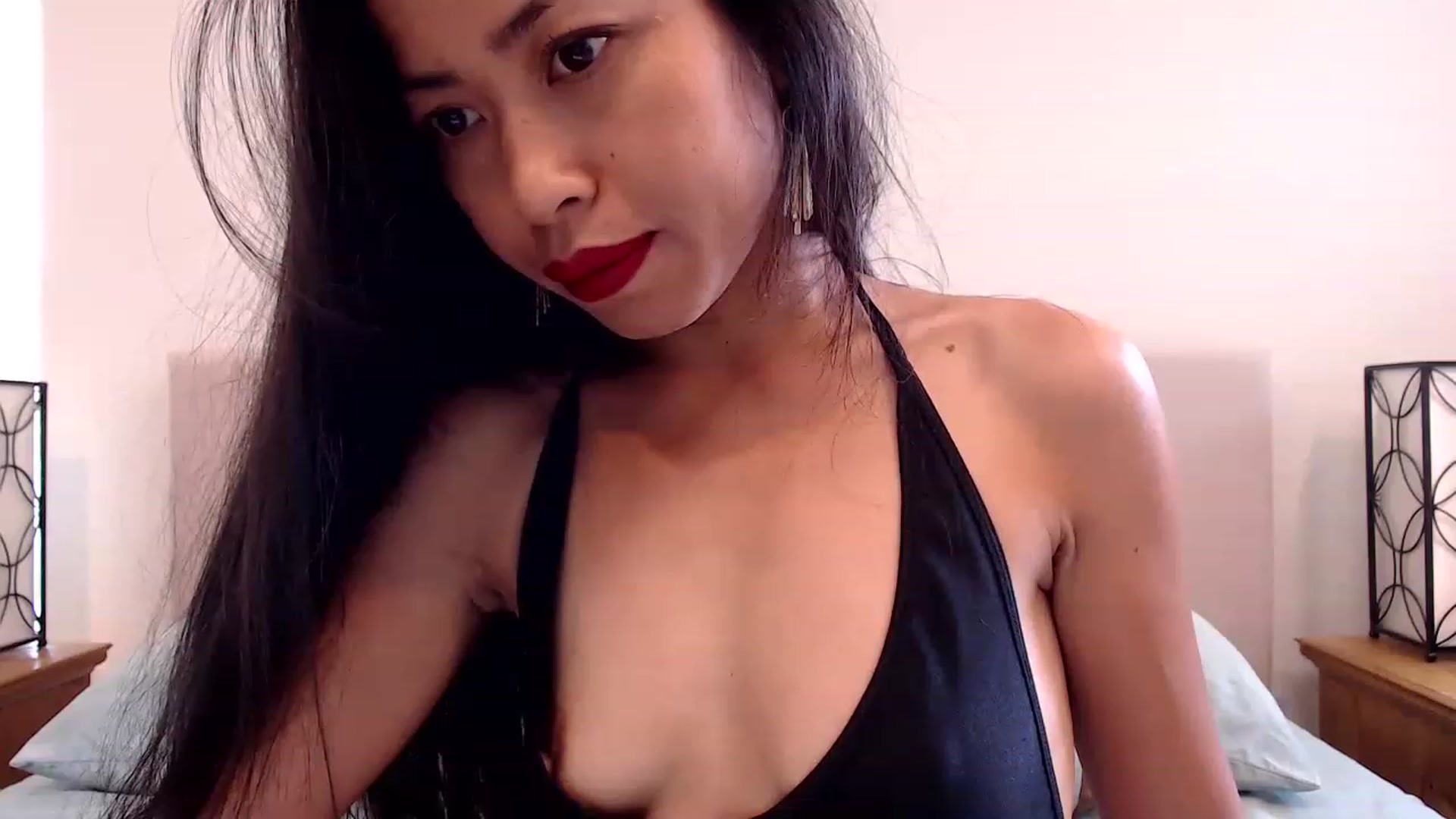 Gallery image thumbnail from Lil__bit's myfreecams stream on, 07/21/2023, 17:46 image 18 of 20